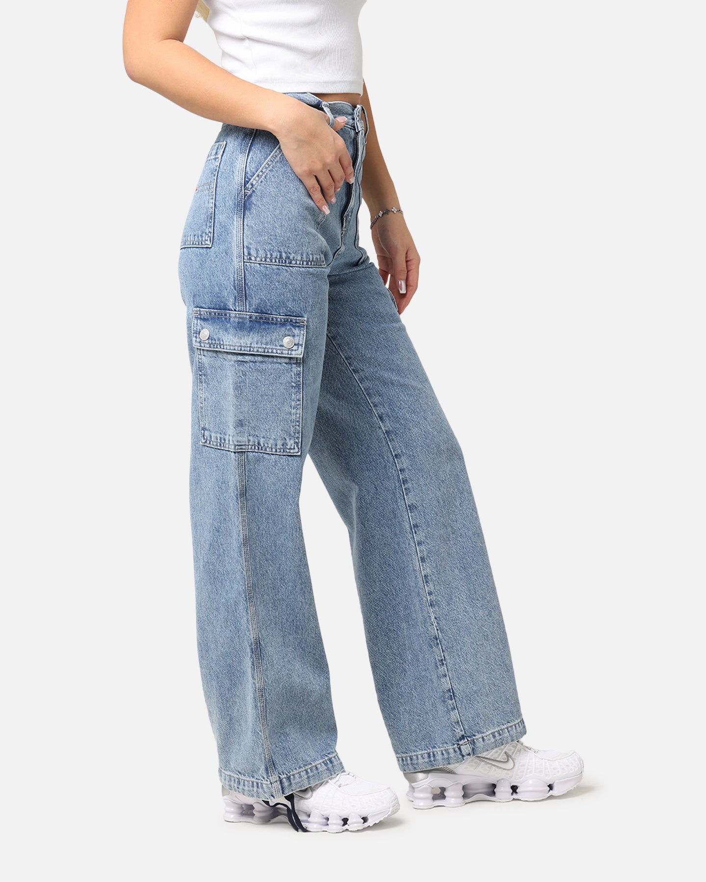 {product_title} - {shop_name}