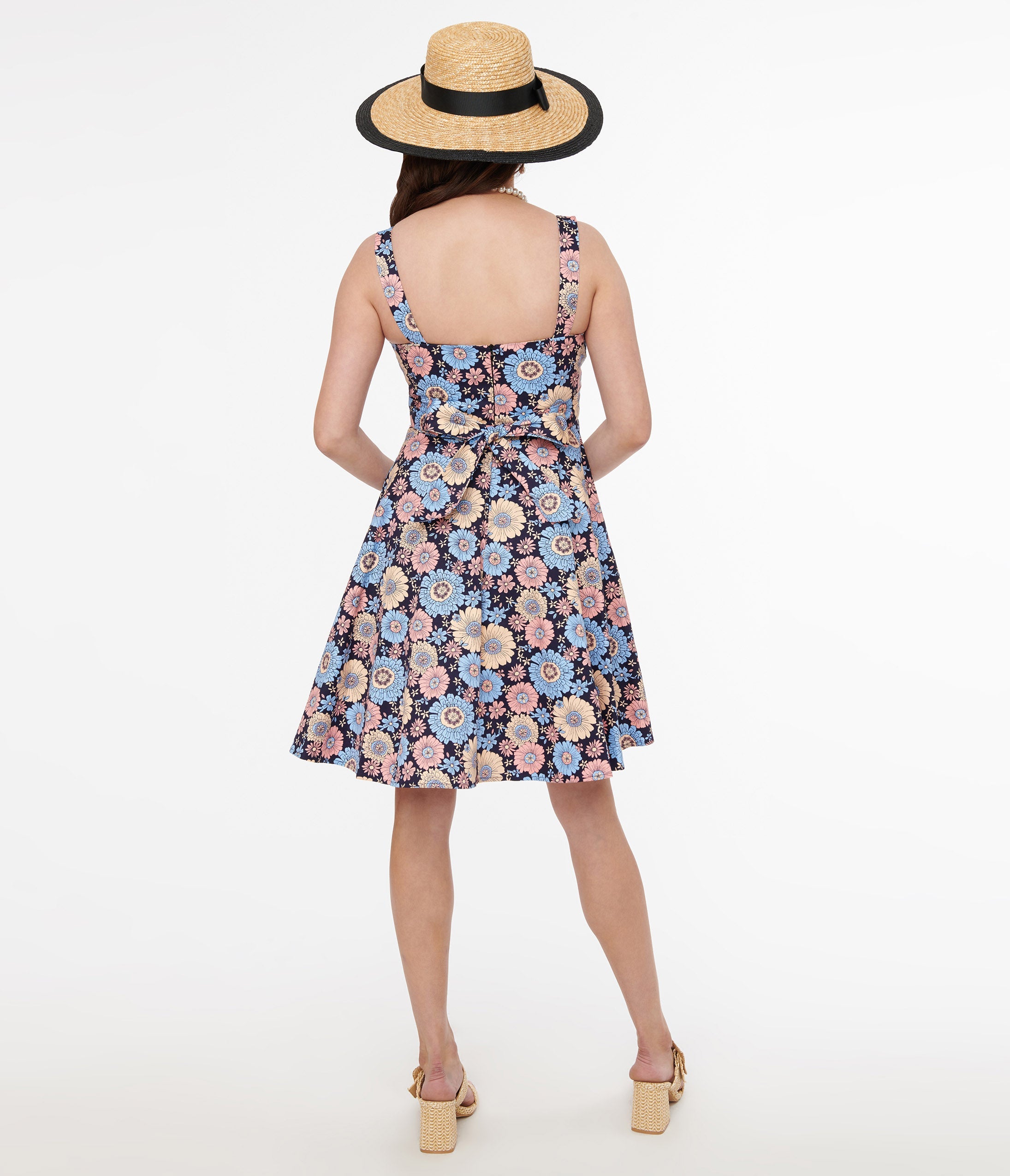 {product_title} - {shop_name}