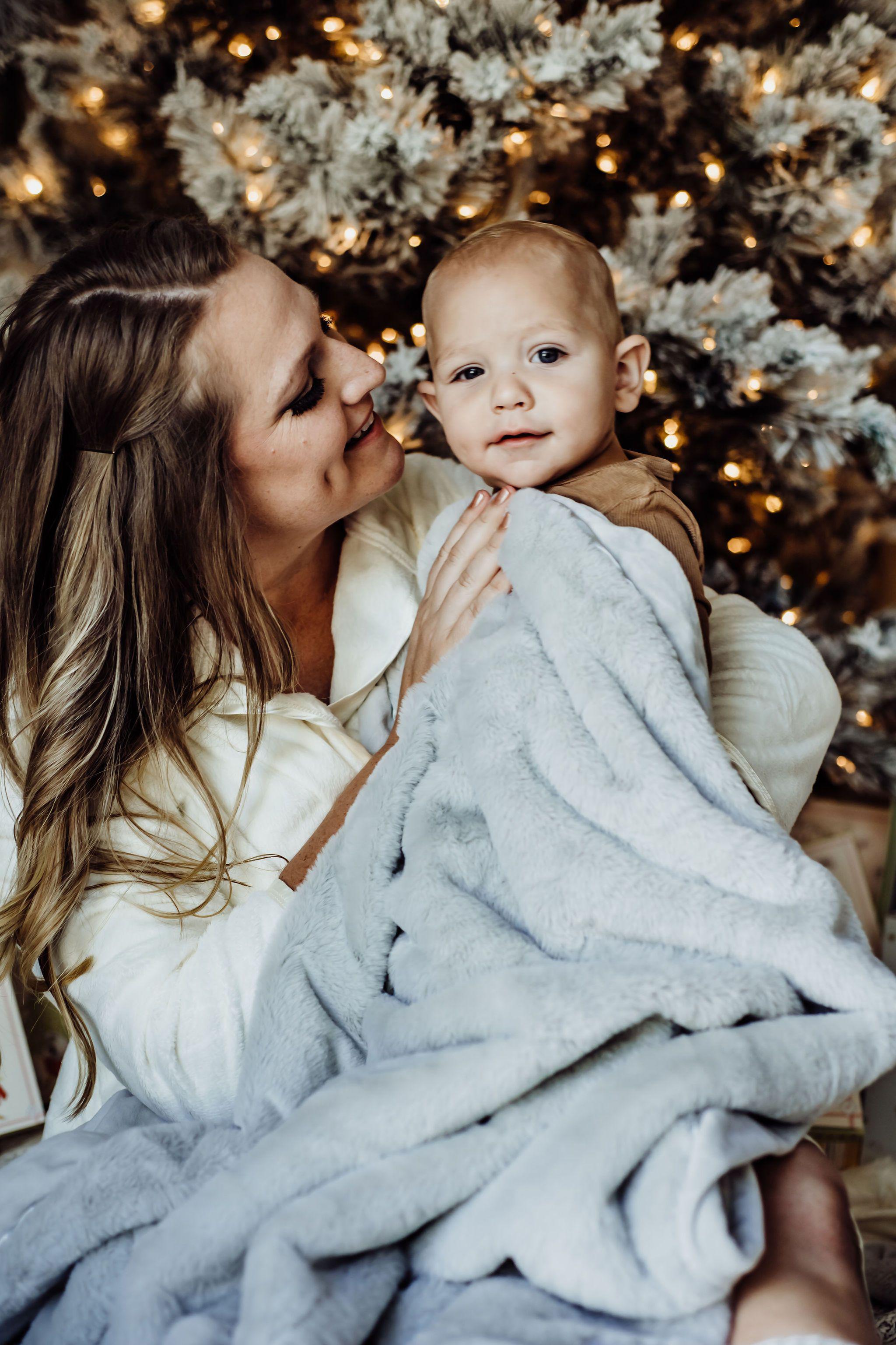 RETIRED - Big Cozy Nibble Fur Blanket - Gray 50 x 60、mySite、g9winljtr