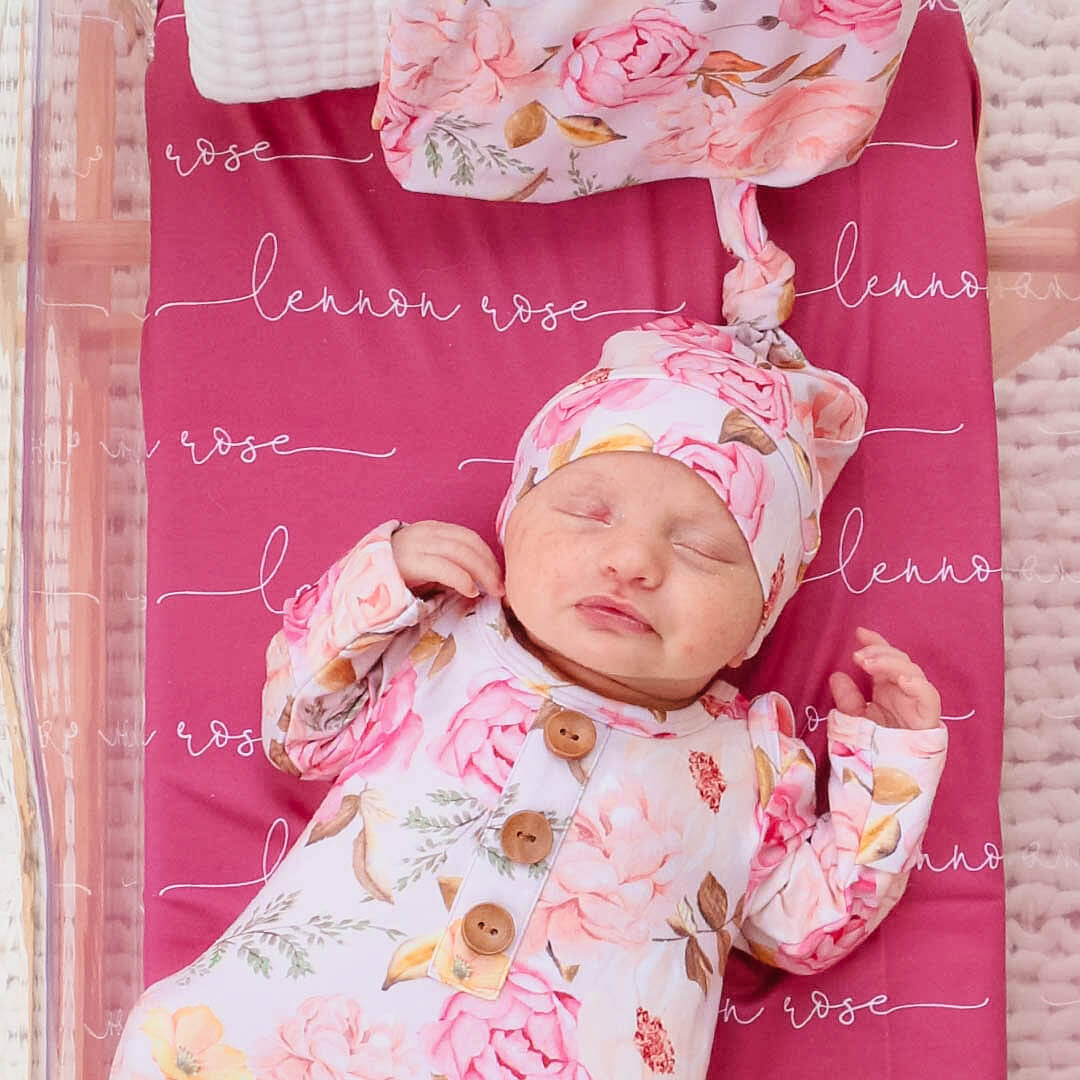  Personalized Fuchsia Baby Name Swaddle Blanket - Script、mySite、layawaytickets