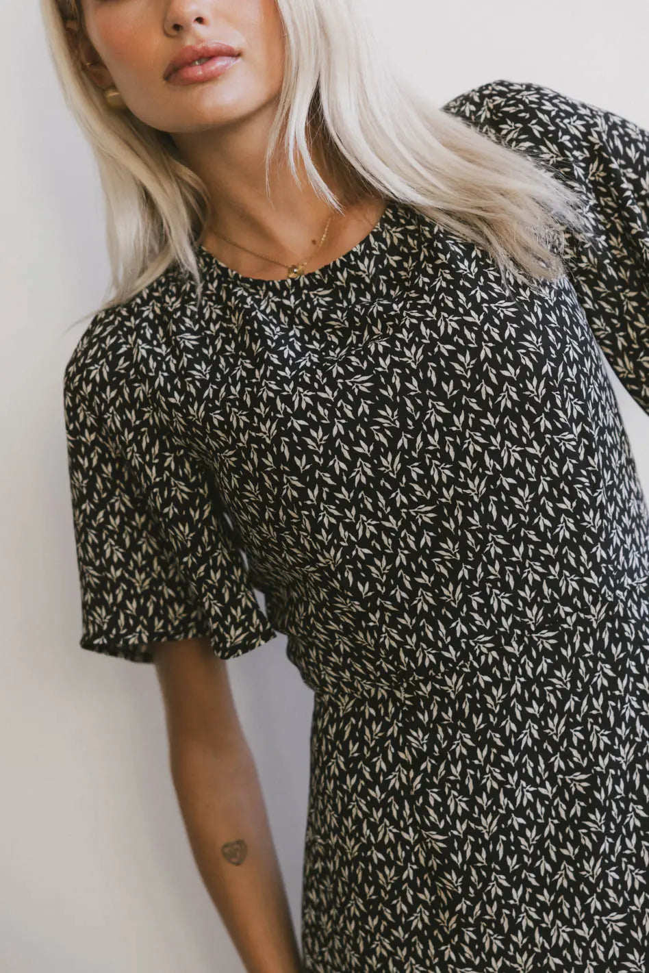 {product_title} - {shop_name}