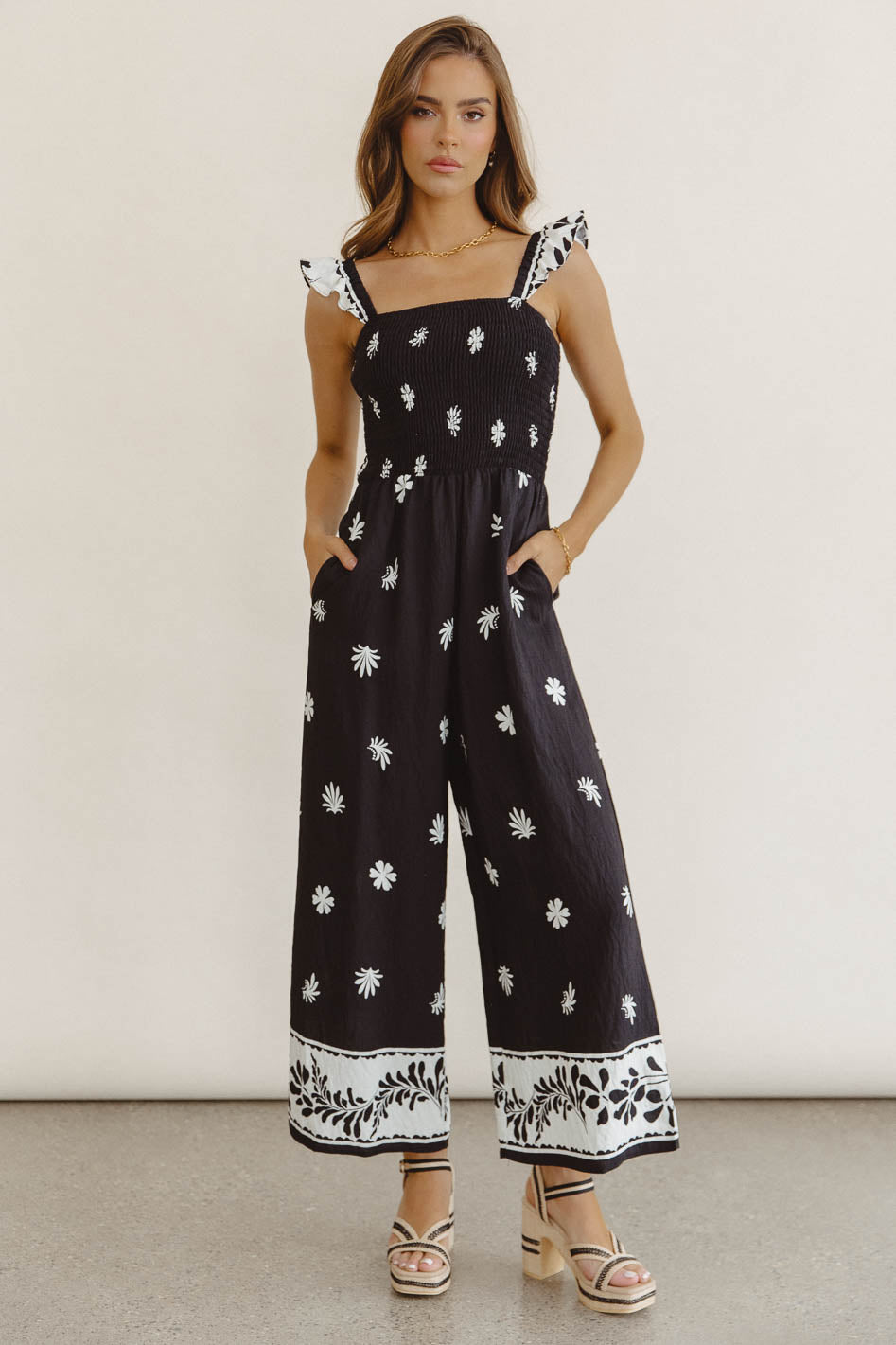 {product_title} - {shop_name}