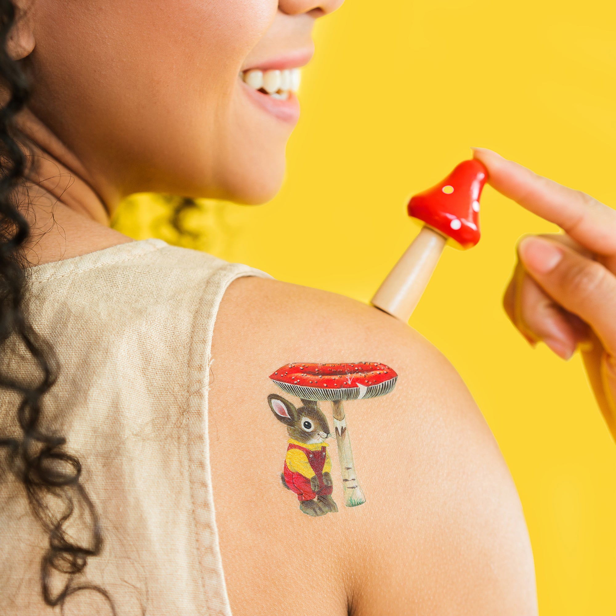  Toadstool Bunny Tattly Temporary Tattoos by Richard Scarry、mySite、ghnorth