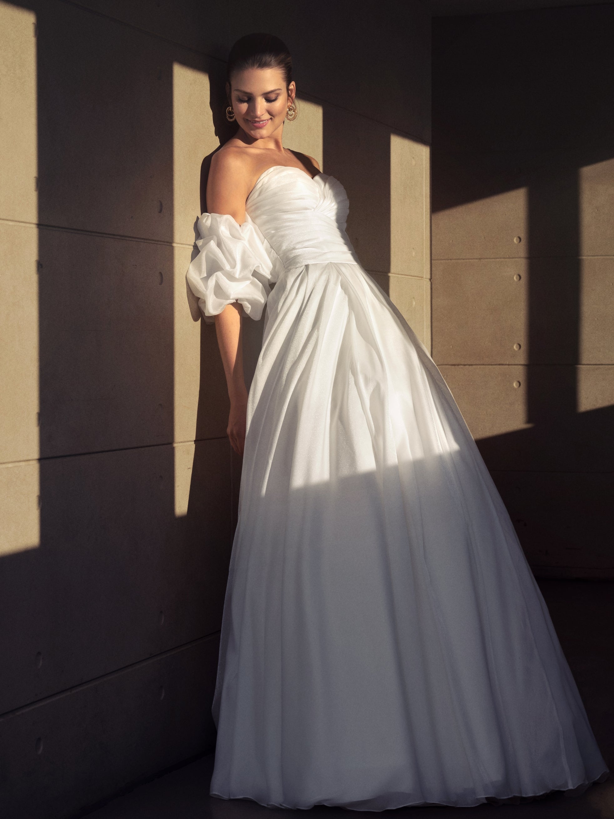 Strapless Organza Ball Gown With Removable Puff Sleeves In Ivory/Ivory In Ivory Ivory、mySite、solidvoid