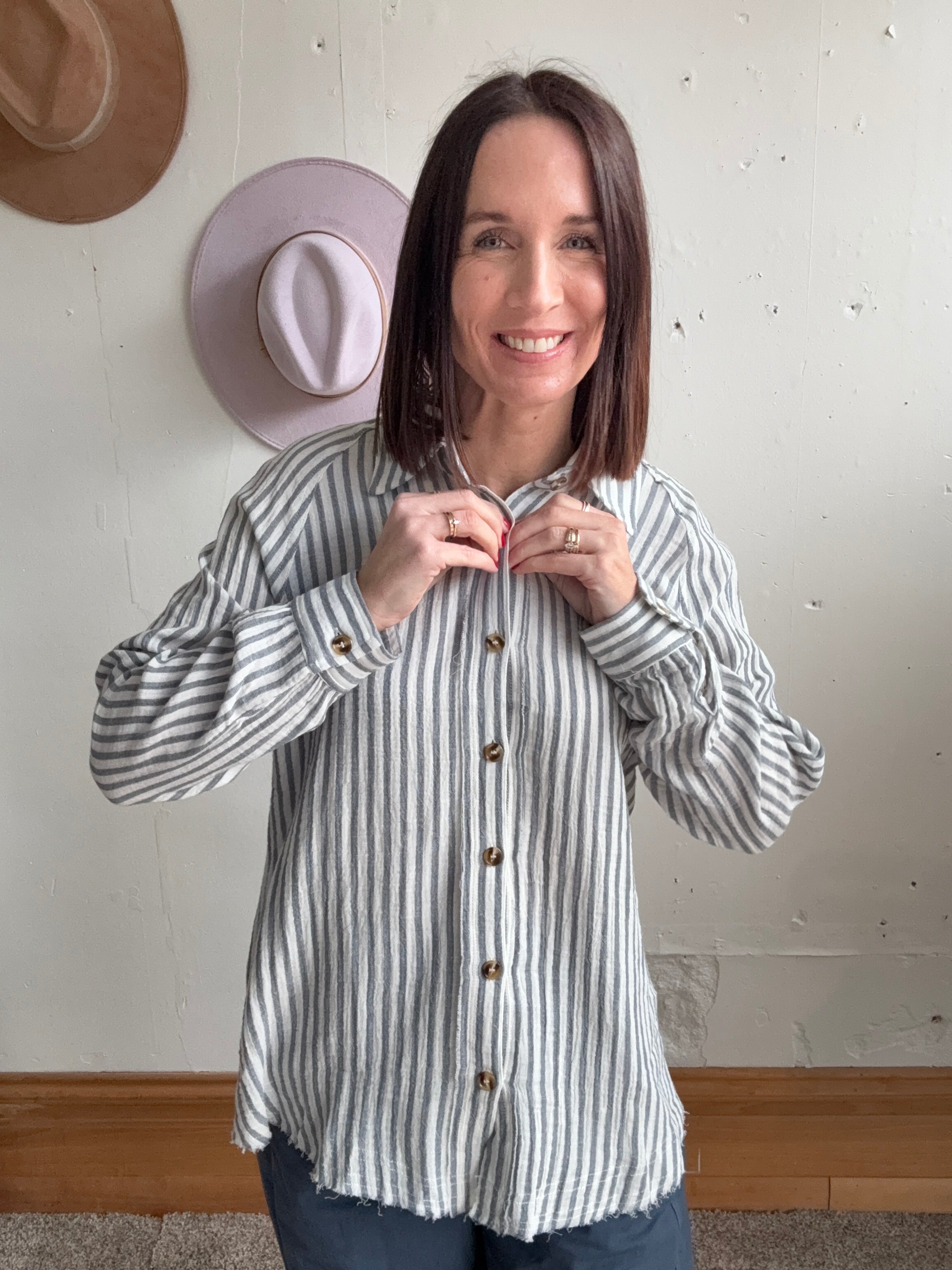 Stella’s Button Down Top、mySite、garagedoors4me