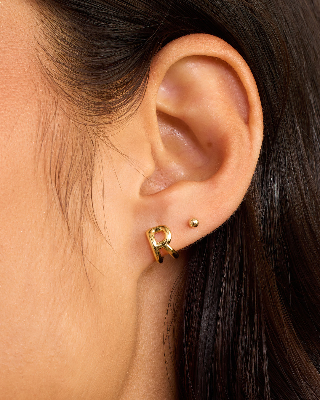 Alphabet Single Huggie、mySite、hinf8tx79