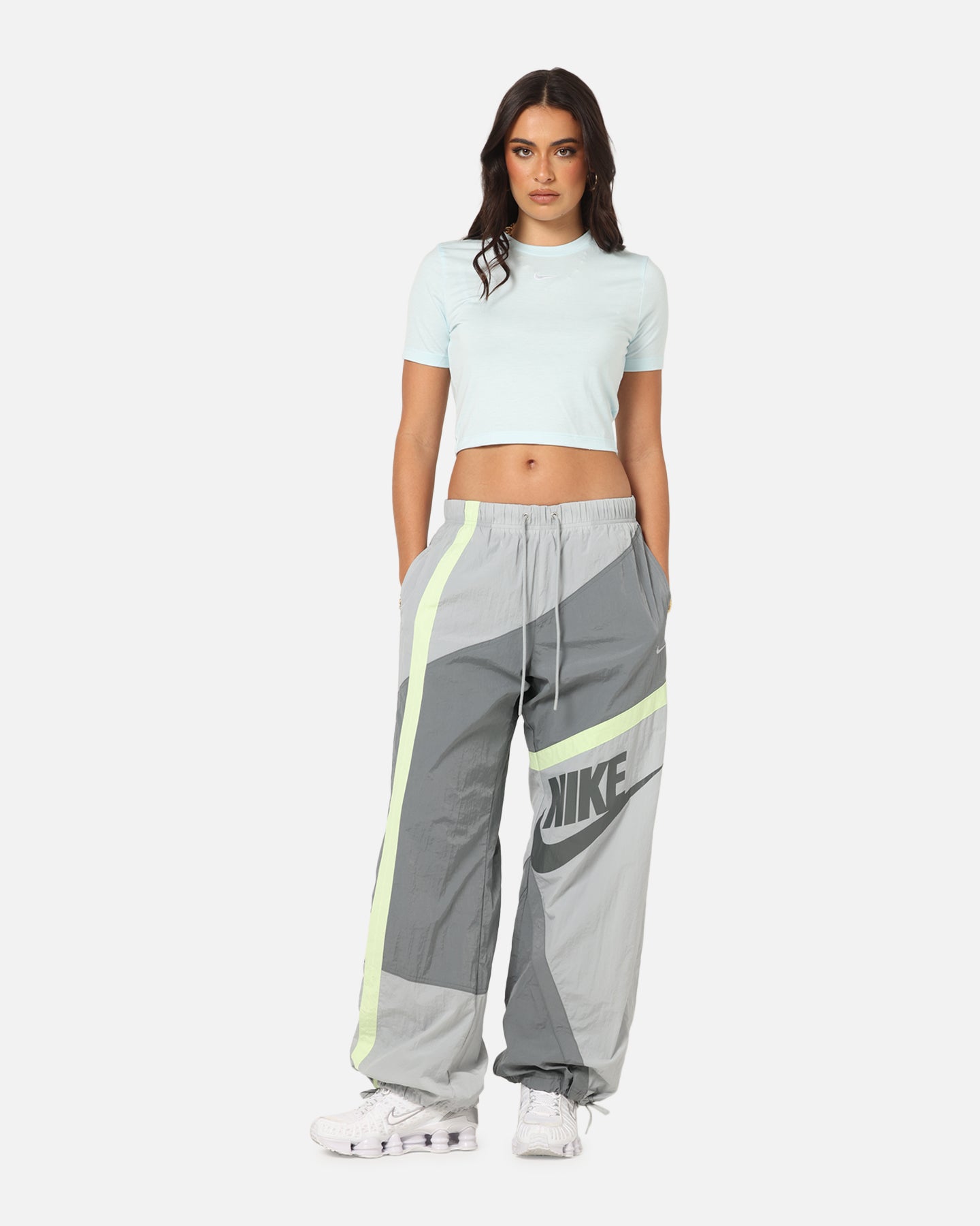 Nike Women's Sportswear Mid-Rise Street Woven Open-Hem Pants Smoke Grey、mySite、zt4zffjzw