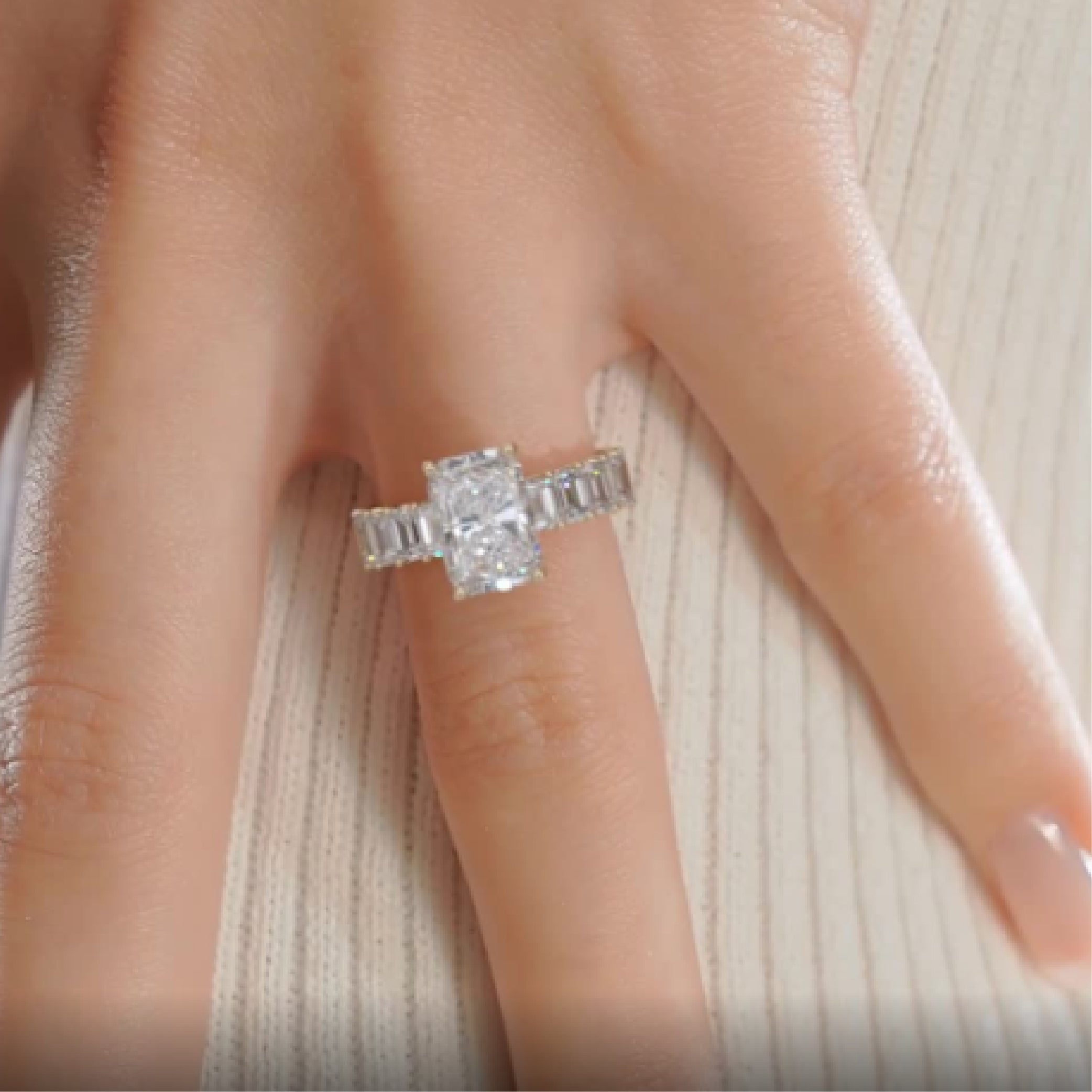 Arabella Lab Grown Diamond Ring -18K Yellow Gold (RTS)、mySite、hinf8tx79