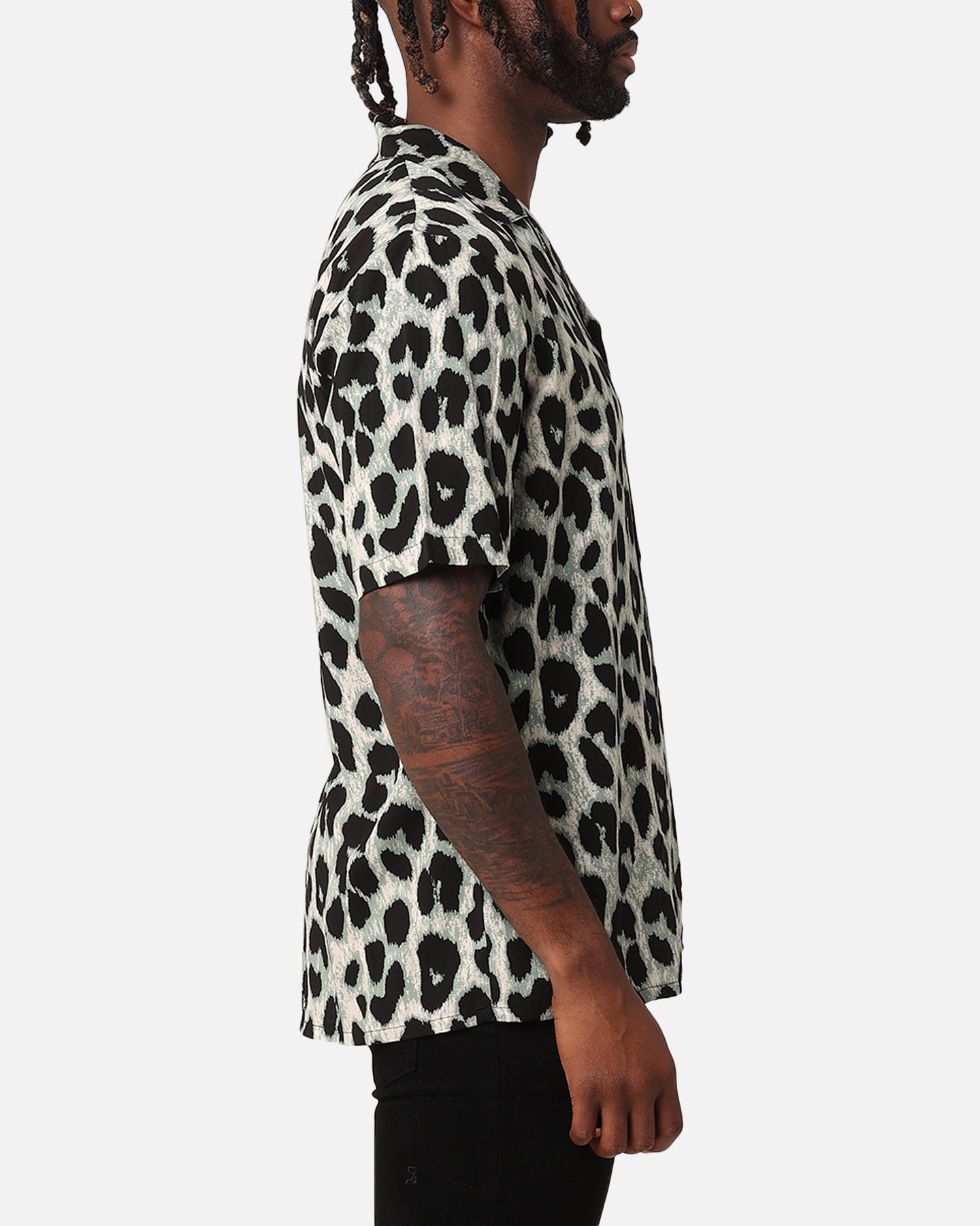 {product_title} - {shop_name}