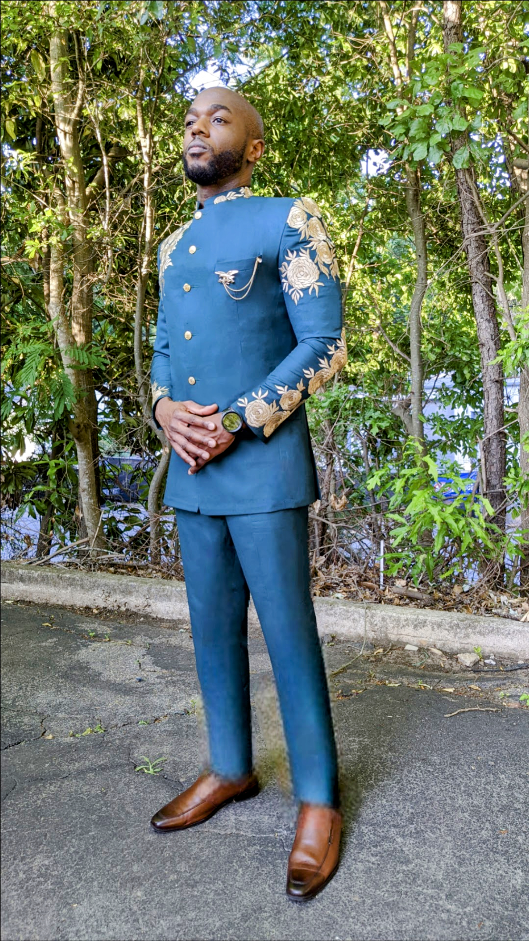 Odogwuu African Slim Fit Emerald Green Bishop Collar Button Down Suit Jacket with Gold Embroidery Patterns-DPXEGGES21、mySite、solidvoid