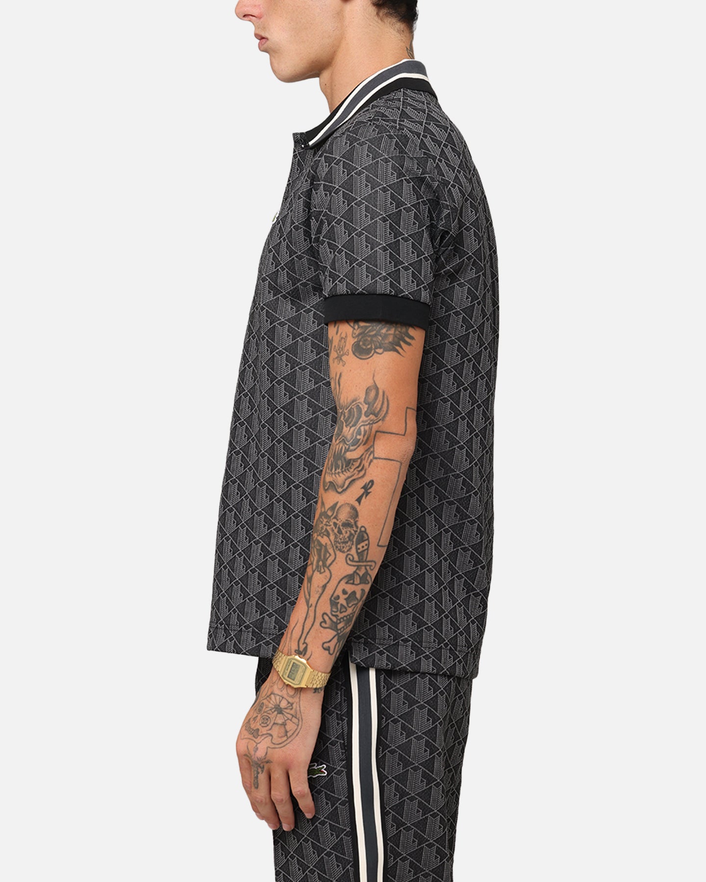 {product_title} - {shop_name}