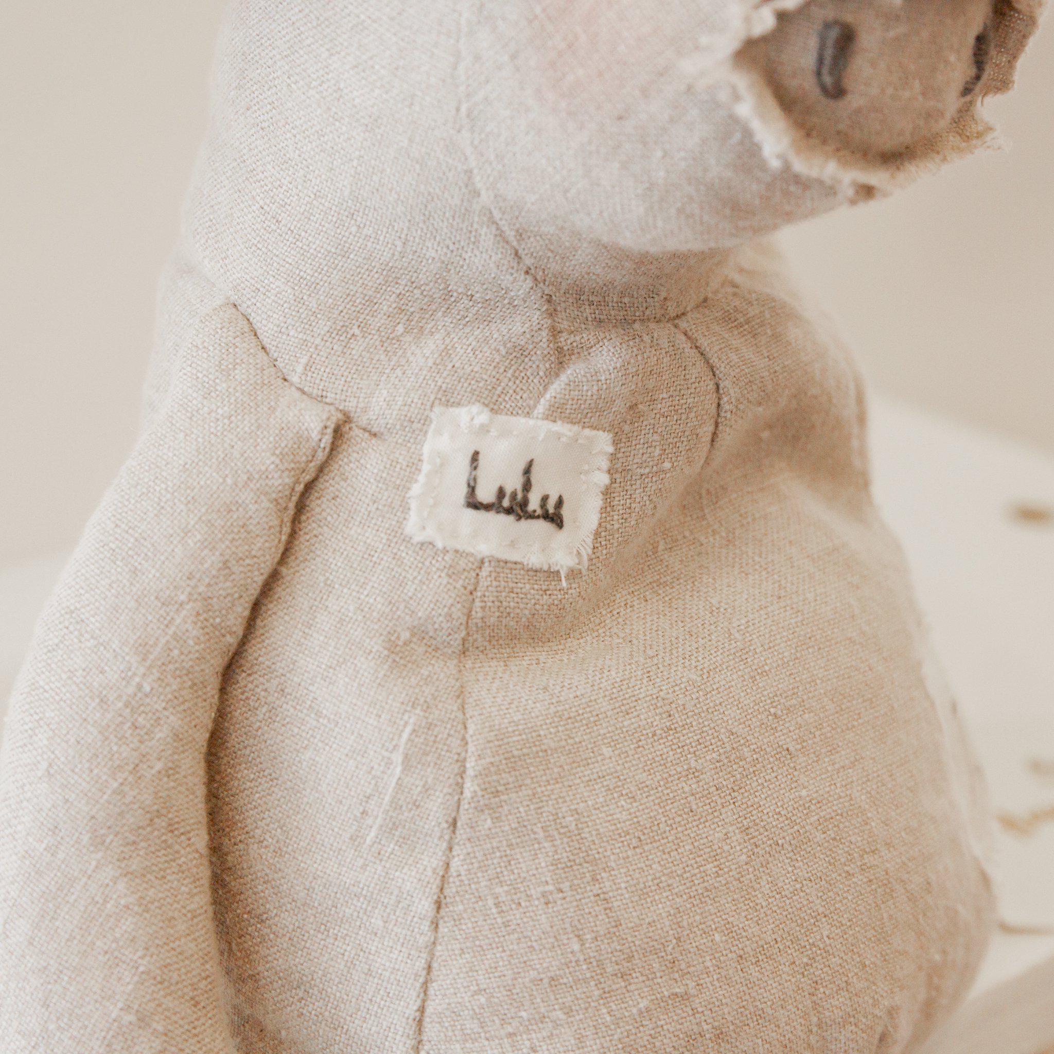 RETIRED - Hutch Studio - Lulu Gray - One of a Kind Pig、mySite、g9winljtr