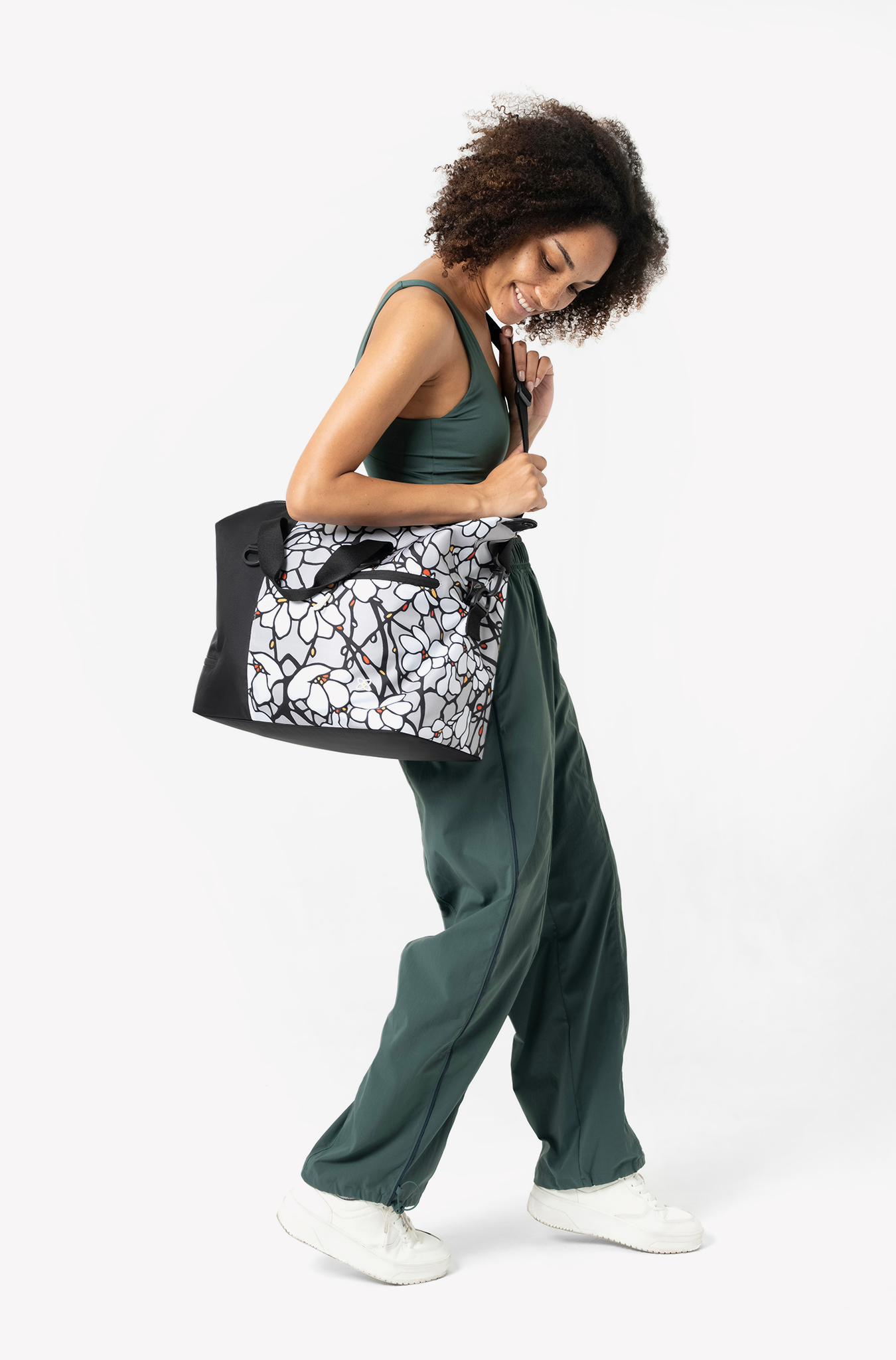 Sola | Weekender | Sale、mySite、garagedoors4me