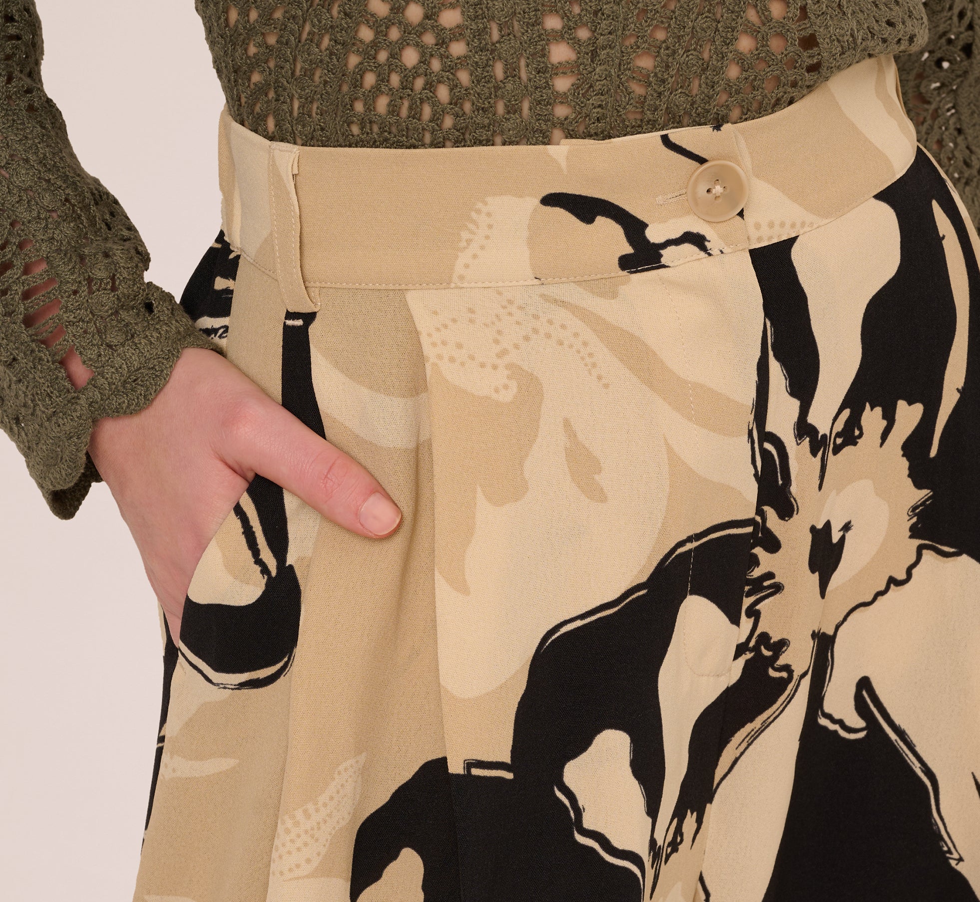 Floral Print Gaucho Pant In Khaki Black Sunset Floral、mySite、solidvoid