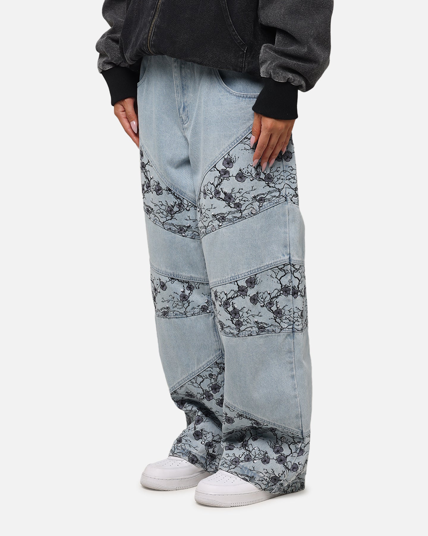 {product_title} - {shop_name}