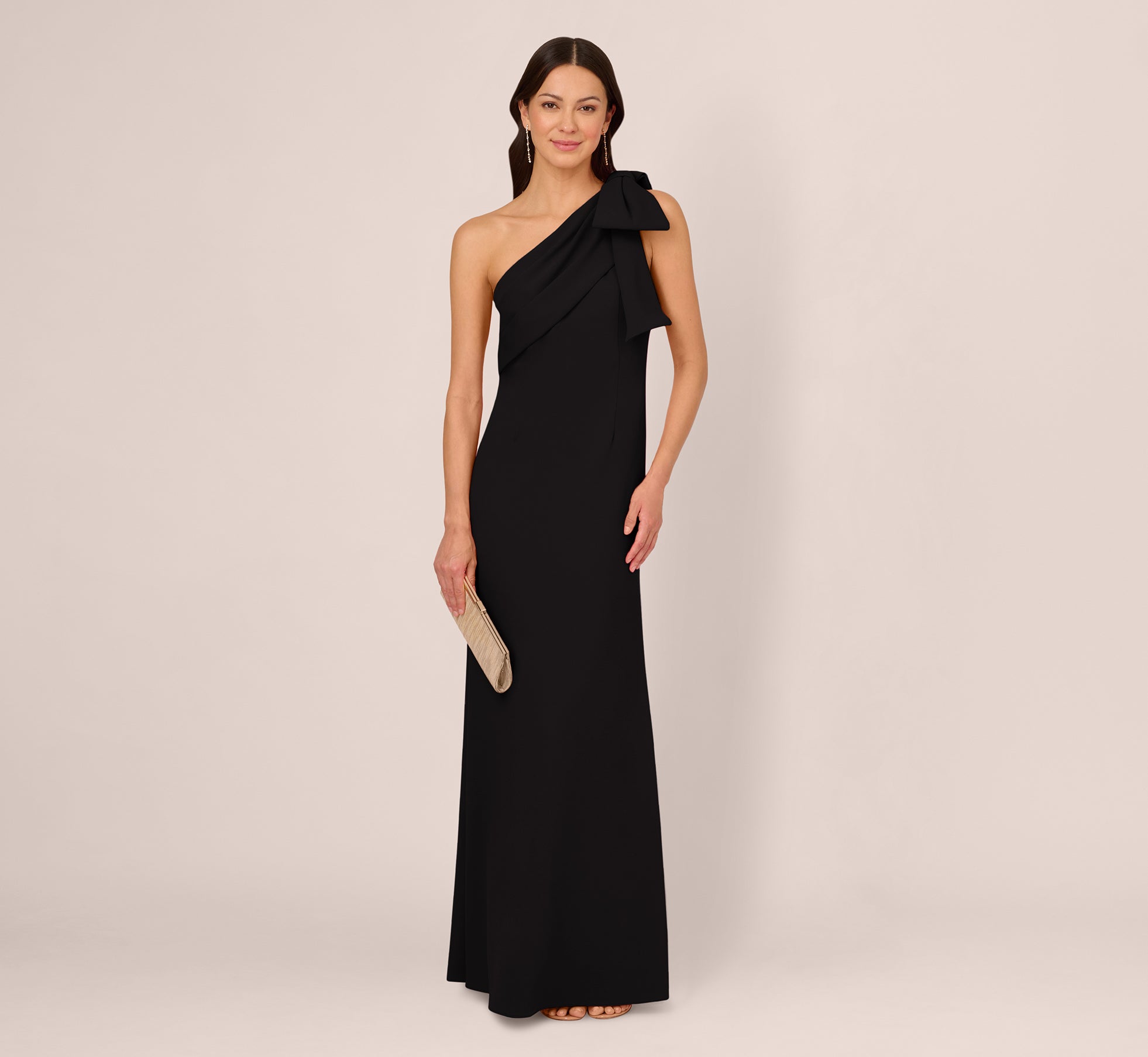 Stretch Crepe One Shoulder Mermaid Gown With Bow Accent In Black、mySite、solidvoid