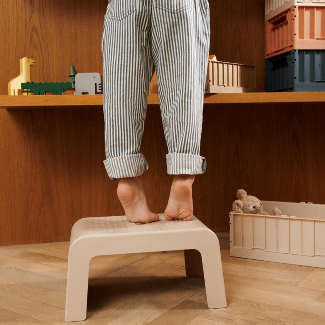  Liewood Ulla Step Stool - Sandy、mySite、merchandisen