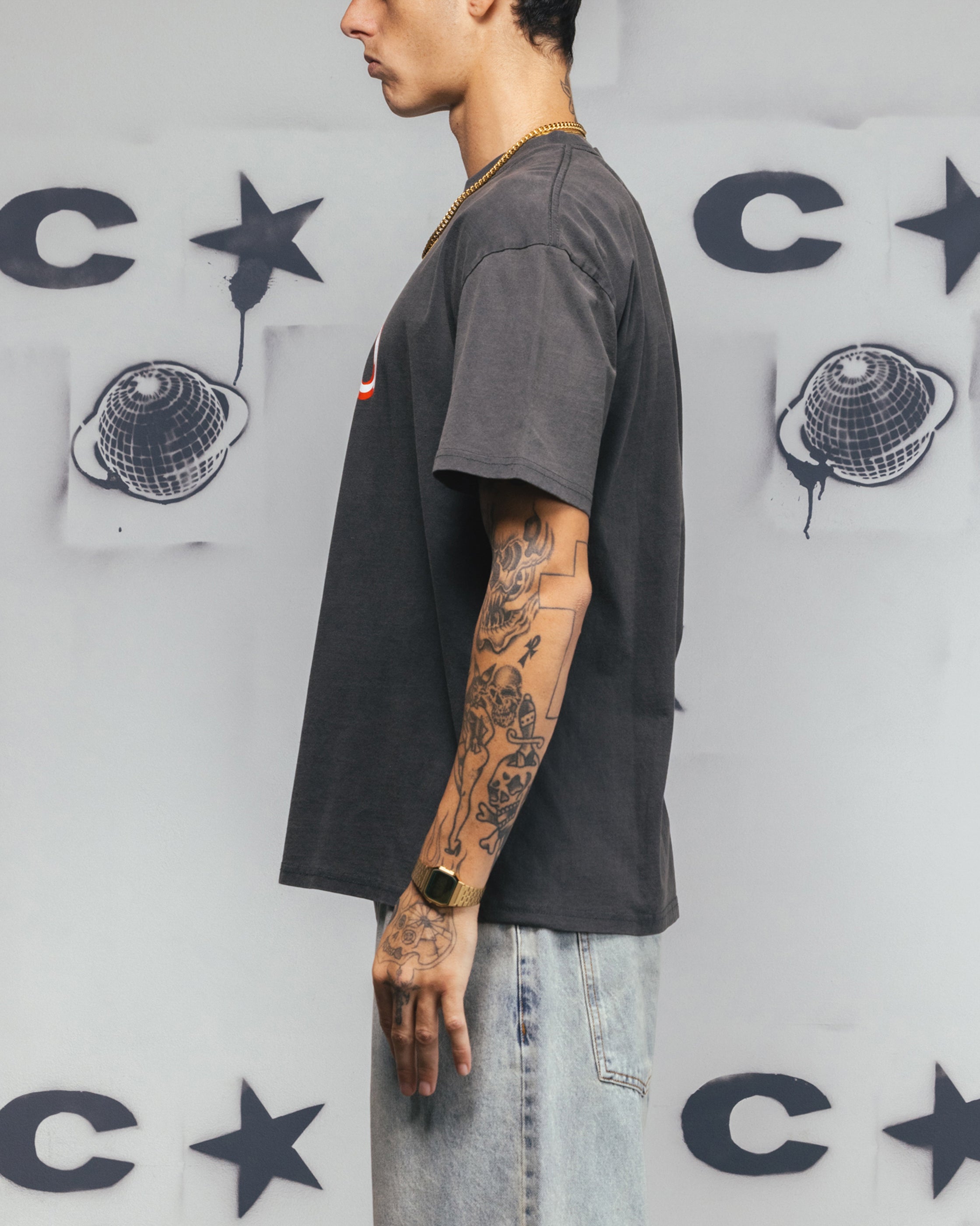 {product_title} - {shop_name}