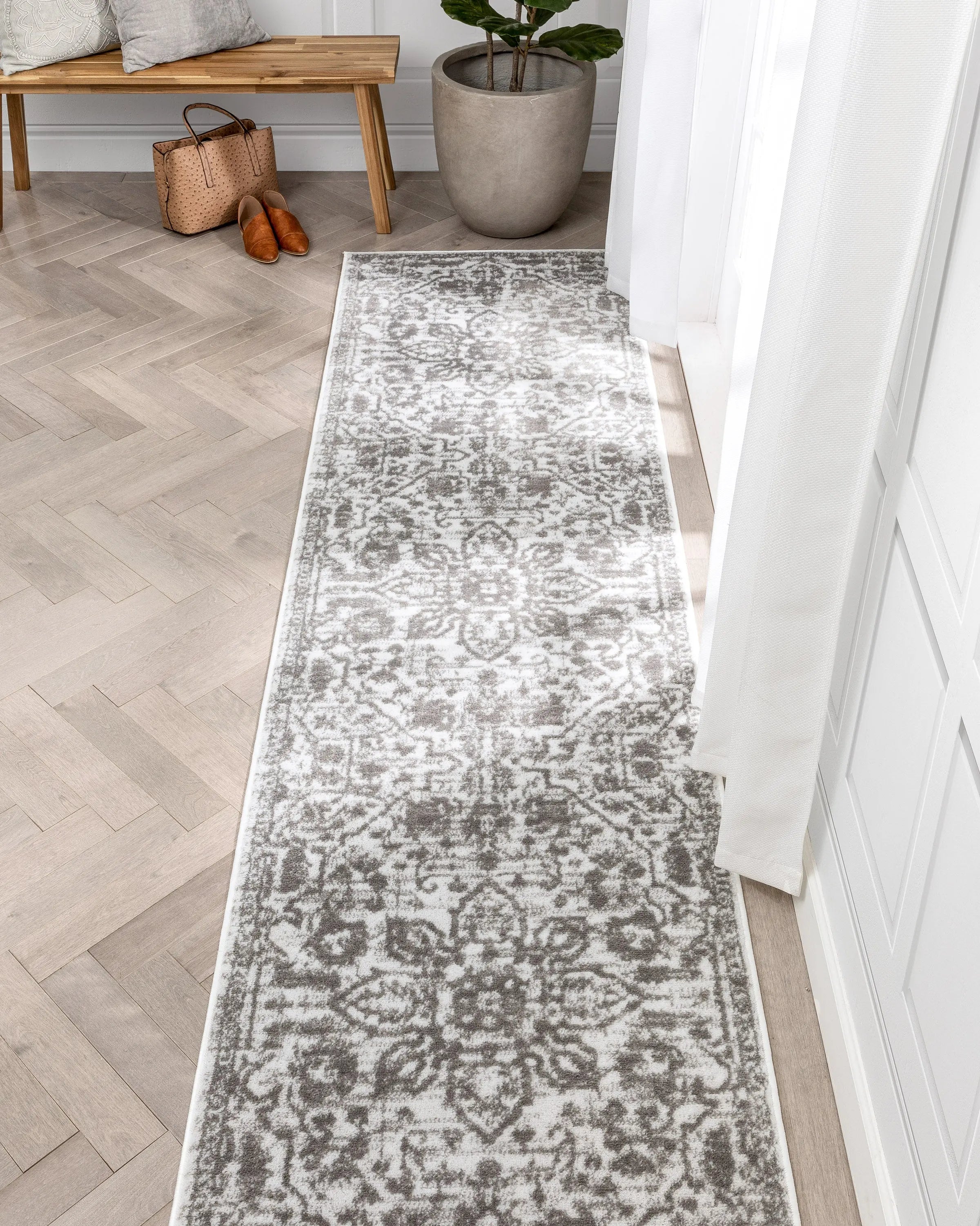 Disa Vintage Medallion Cream Soft Rug By Chill Rugs、mySite、gigharbornorthrealestate