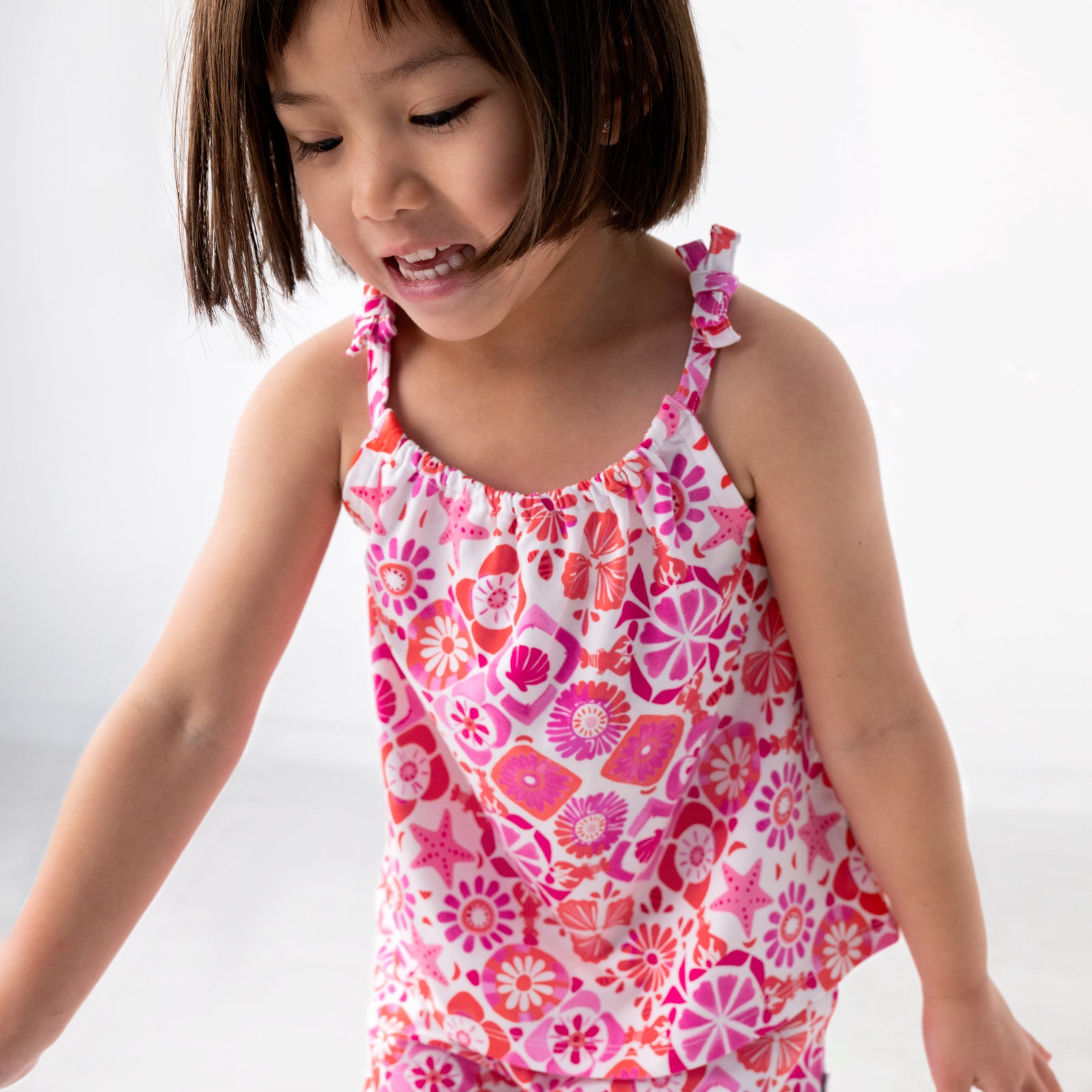  Coastal Gems Bow Strap Tank、mySite、layawaytickets