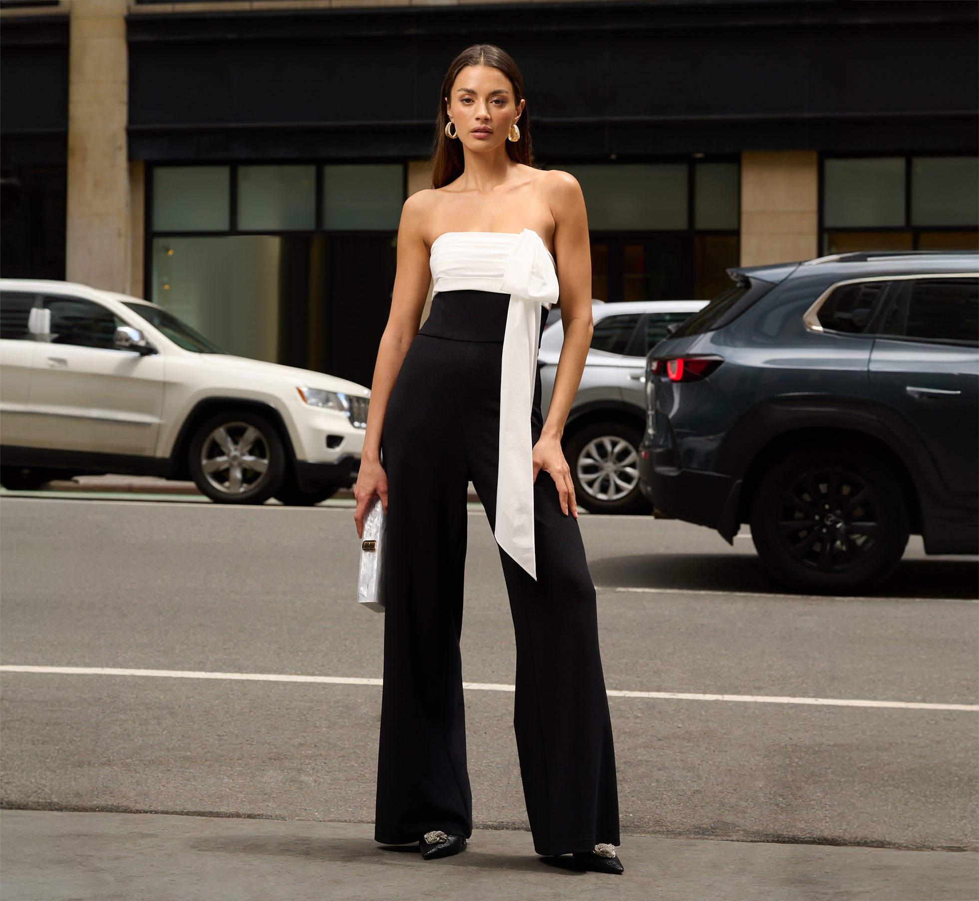 Colorblock Crepe Strapless Jumpsuit With Bow Accent In Black White、mySite、solidvoid