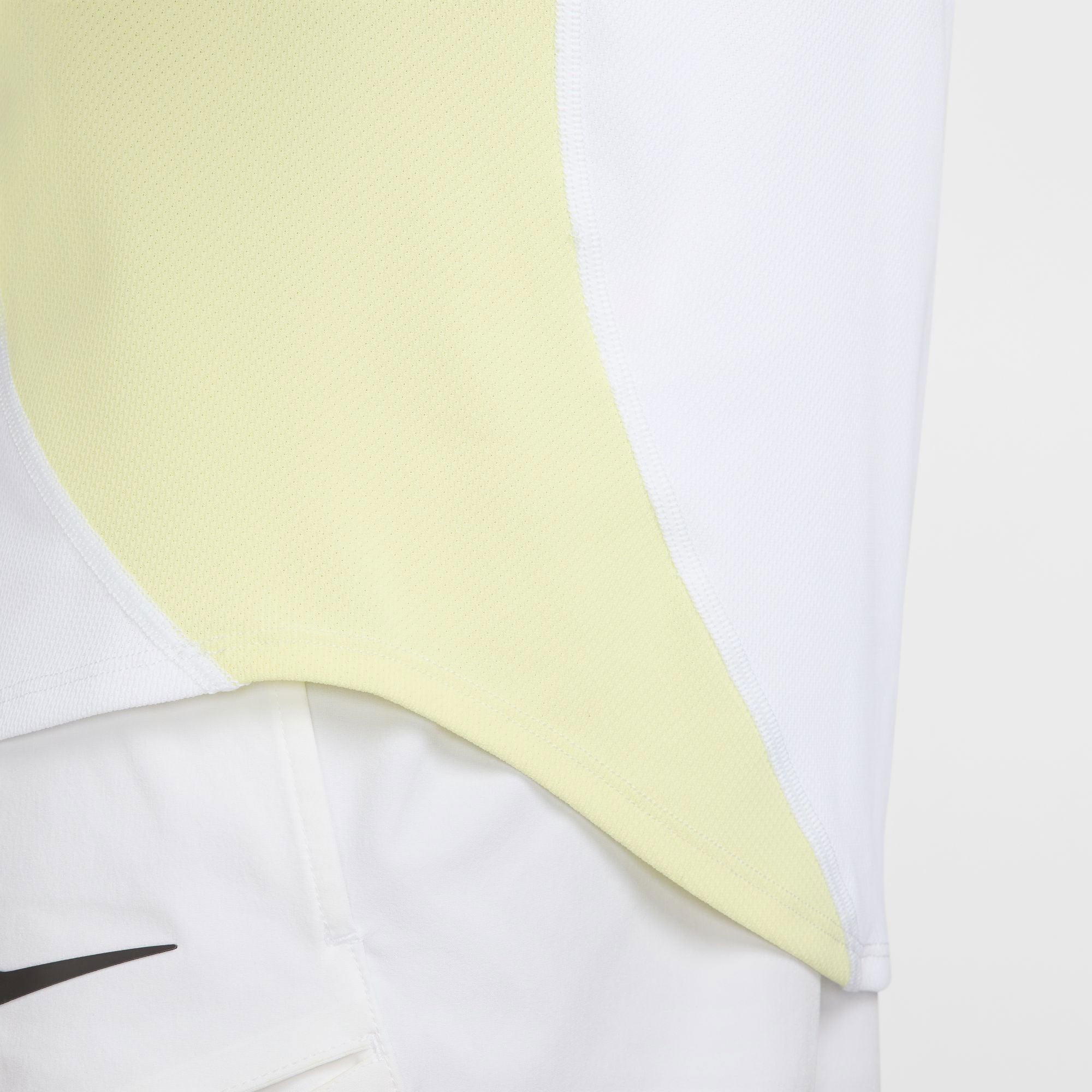 NikeCourt Slam Melbourne Men's Dri-FIT ADV Tennis Shirt