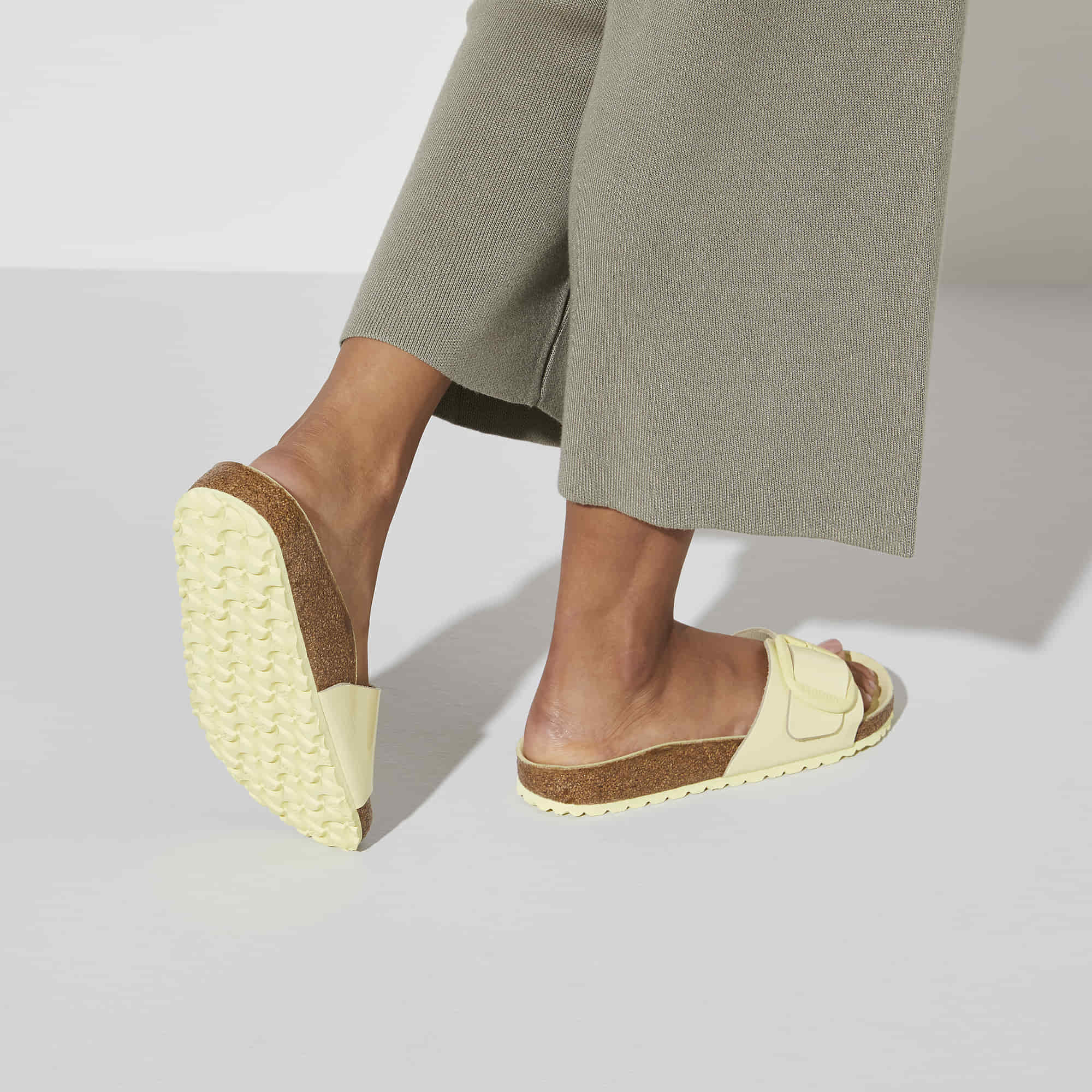 Madrid Big Buckle Natural Leather Patent、mySite、gtrtttuynbv