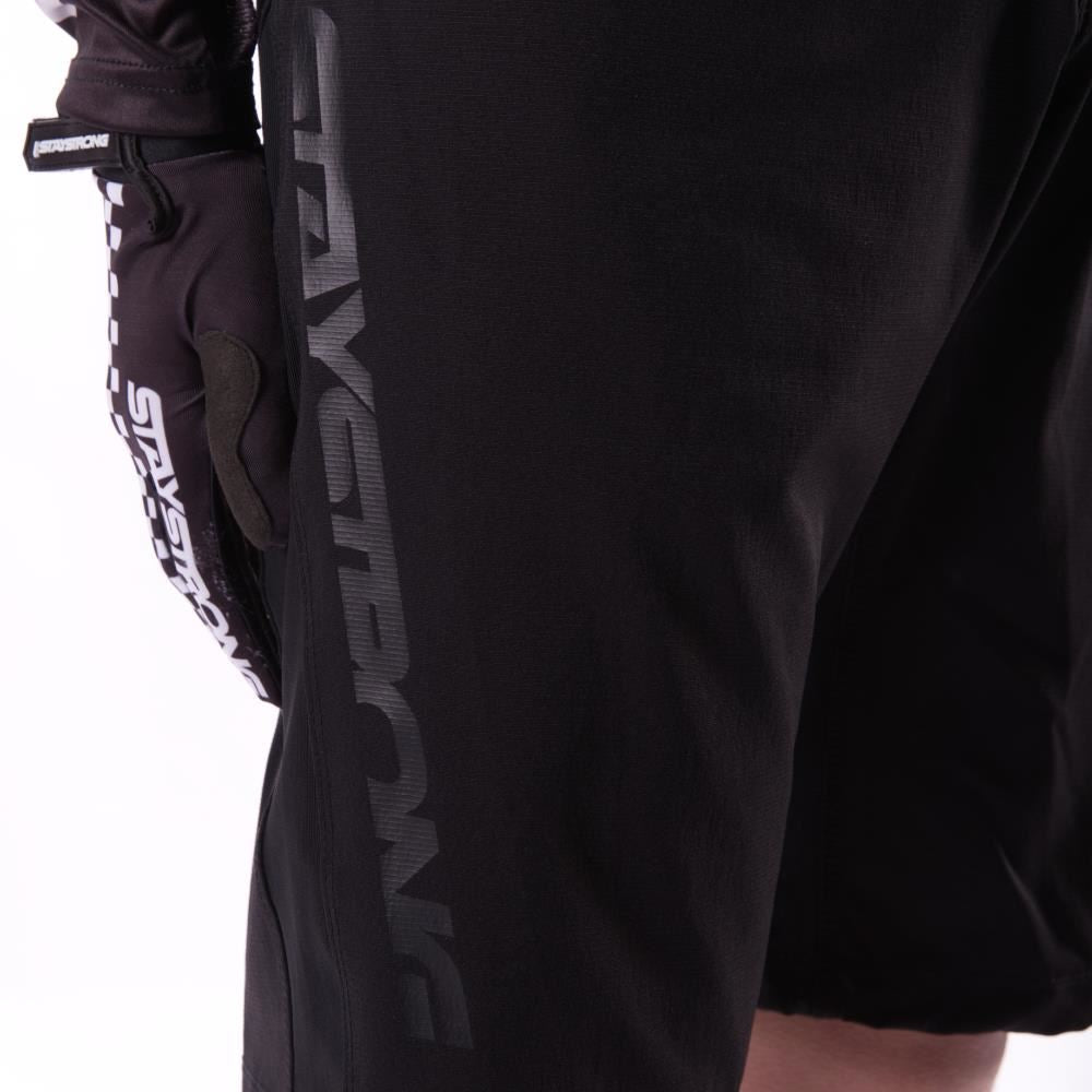  Stay Strong Youth V2 Race Shorts - Black/Black、mySite、merchandisen