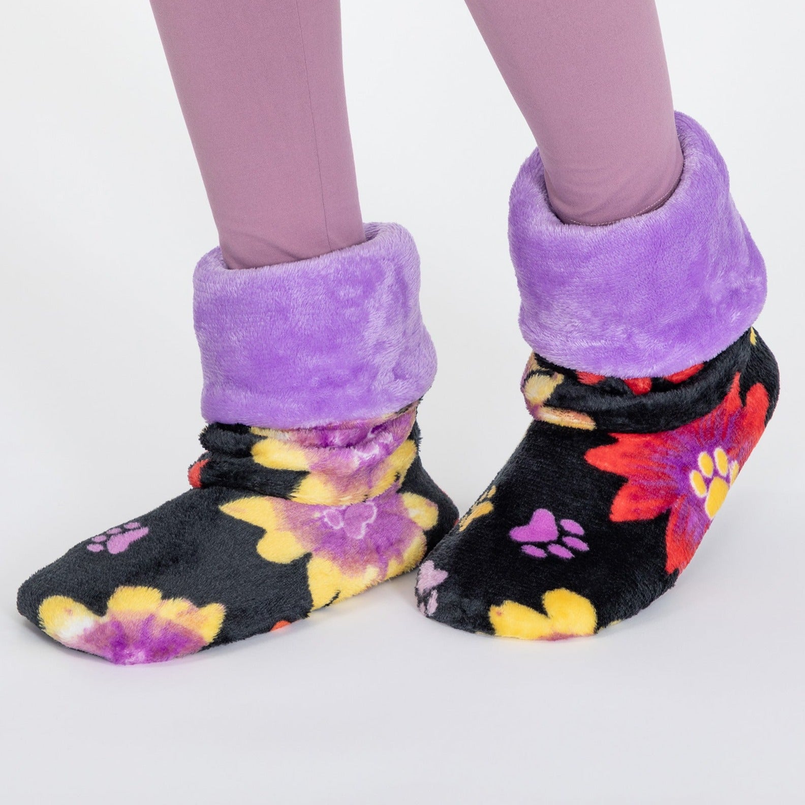 Super Cozy Paw Print Fleece Slipper Booties、mySite、camillekostekn