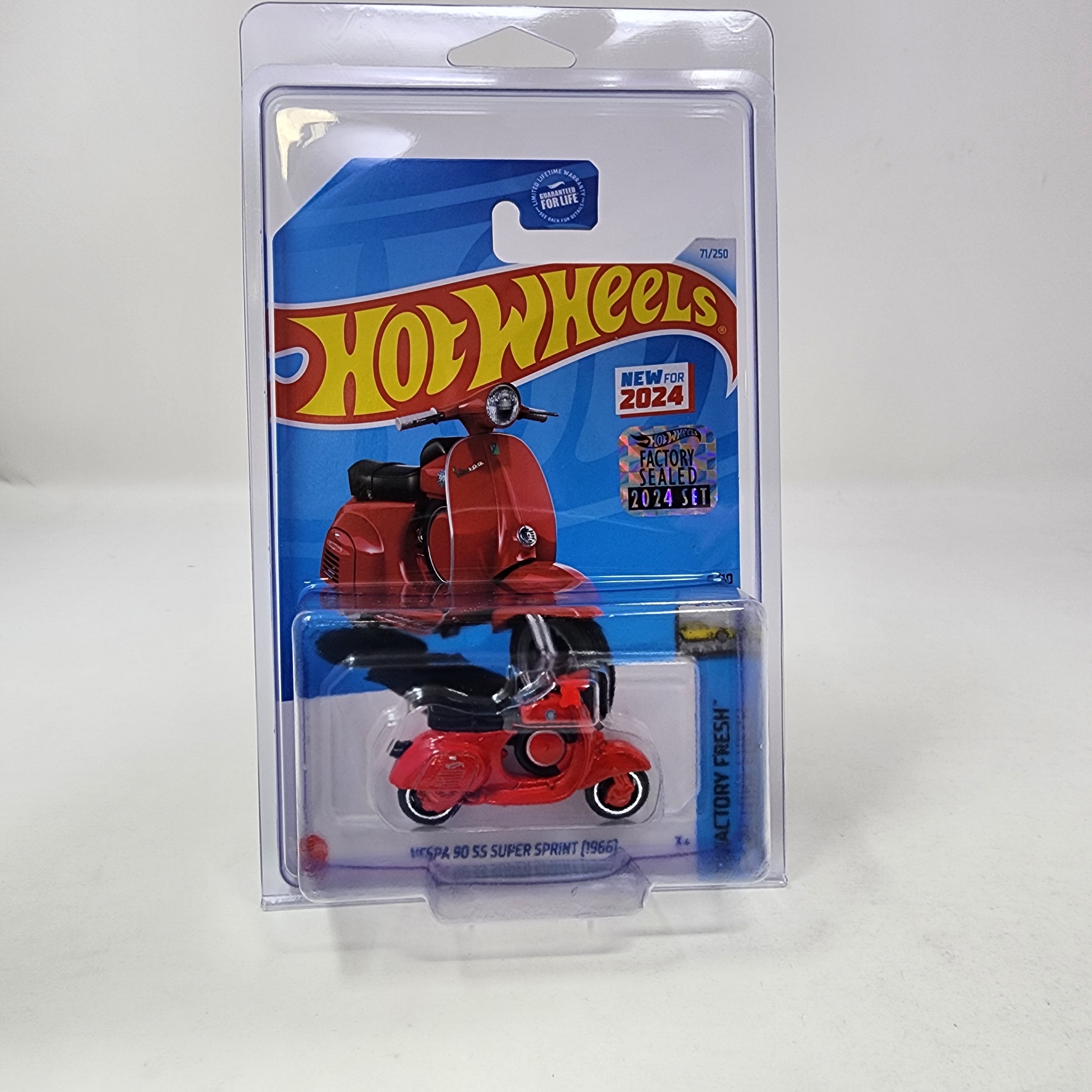 1966 Vespa 90 SS Super Sprint #71 * RED * 2024 Hot Wheels Basic w/ Factory Holo、mySite、hgirdovlk