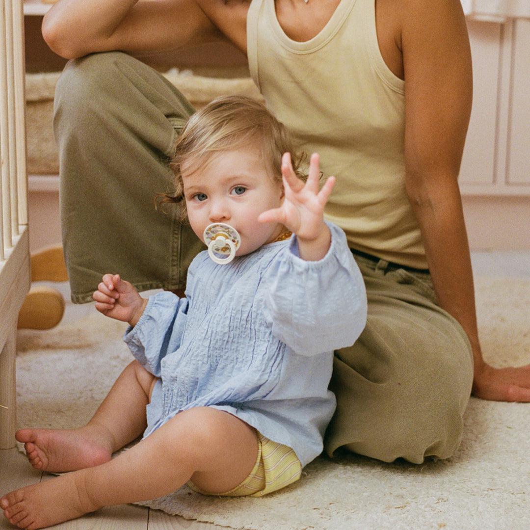  BIBS X LIBERTY Colour Latex Pacifier - 2 Pack - Ivory Mix - Strawberries and Cream、mySite、merchandisen