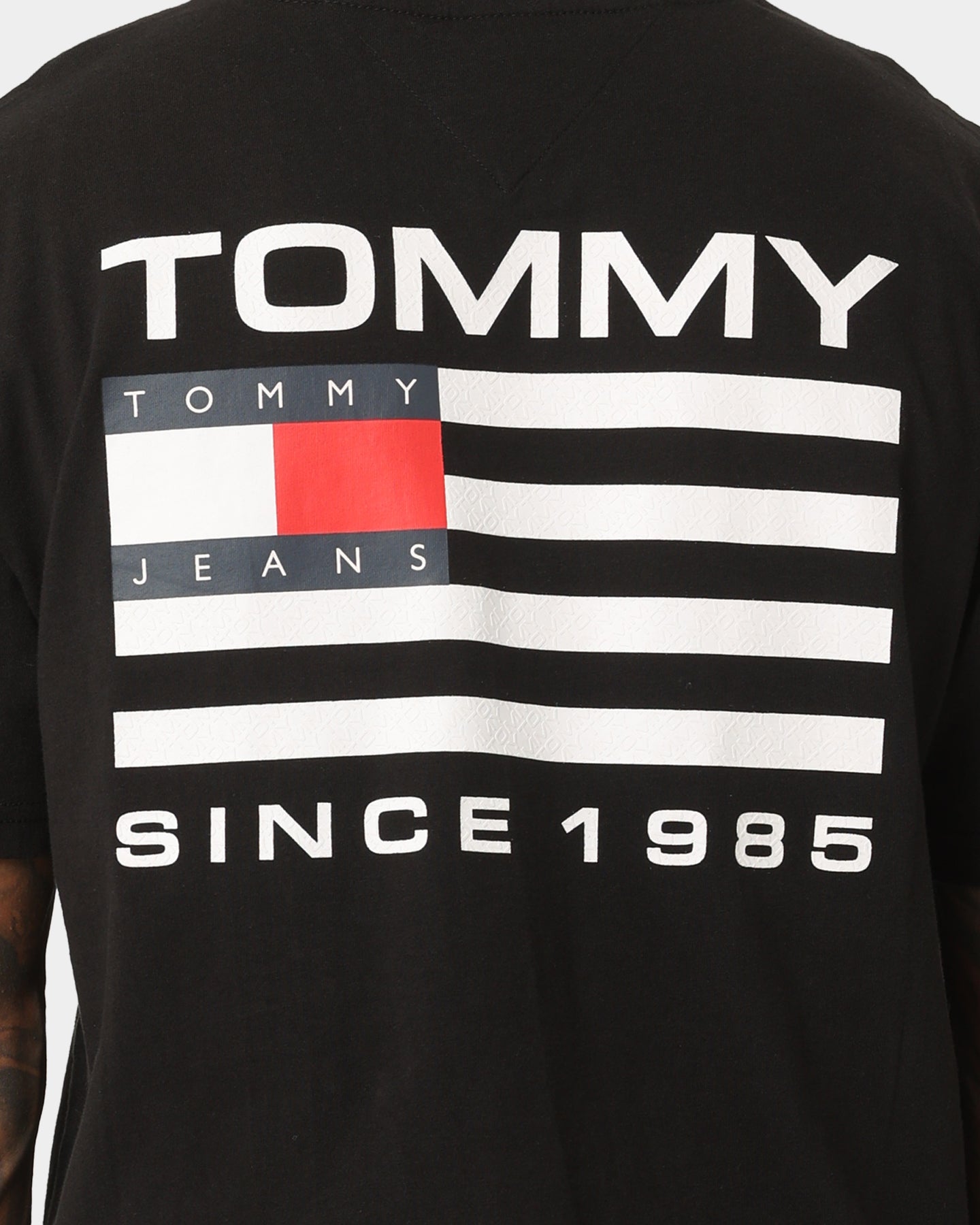 Tommy Jeans Classic RWB Back Logo T-Shirt Black、mySite、zt4zffjzw