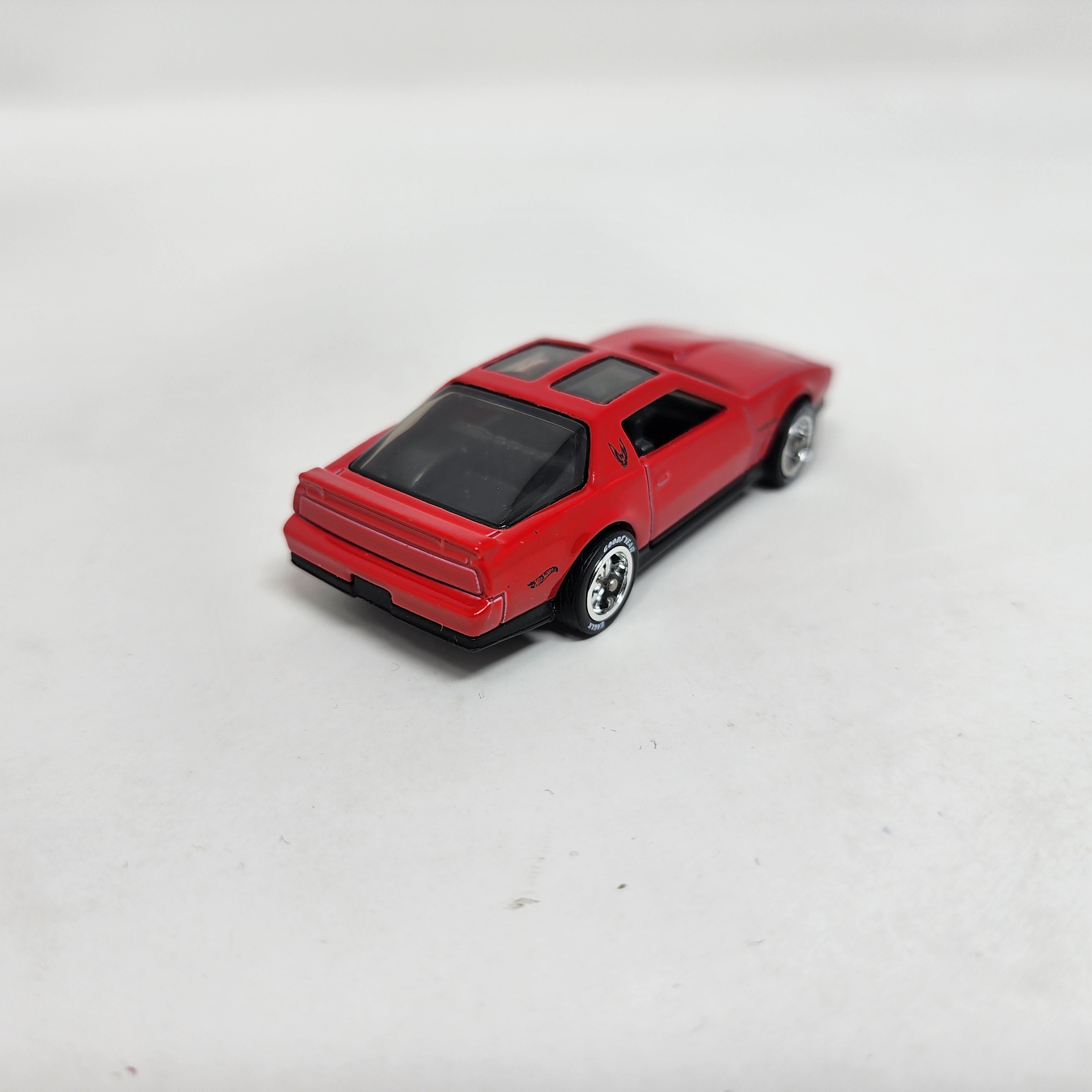 1984 Pontiac Firebird * Hot Wheels 1:64 scale Custom Build w/ Rubber Tires、mySite、hgirdovlk