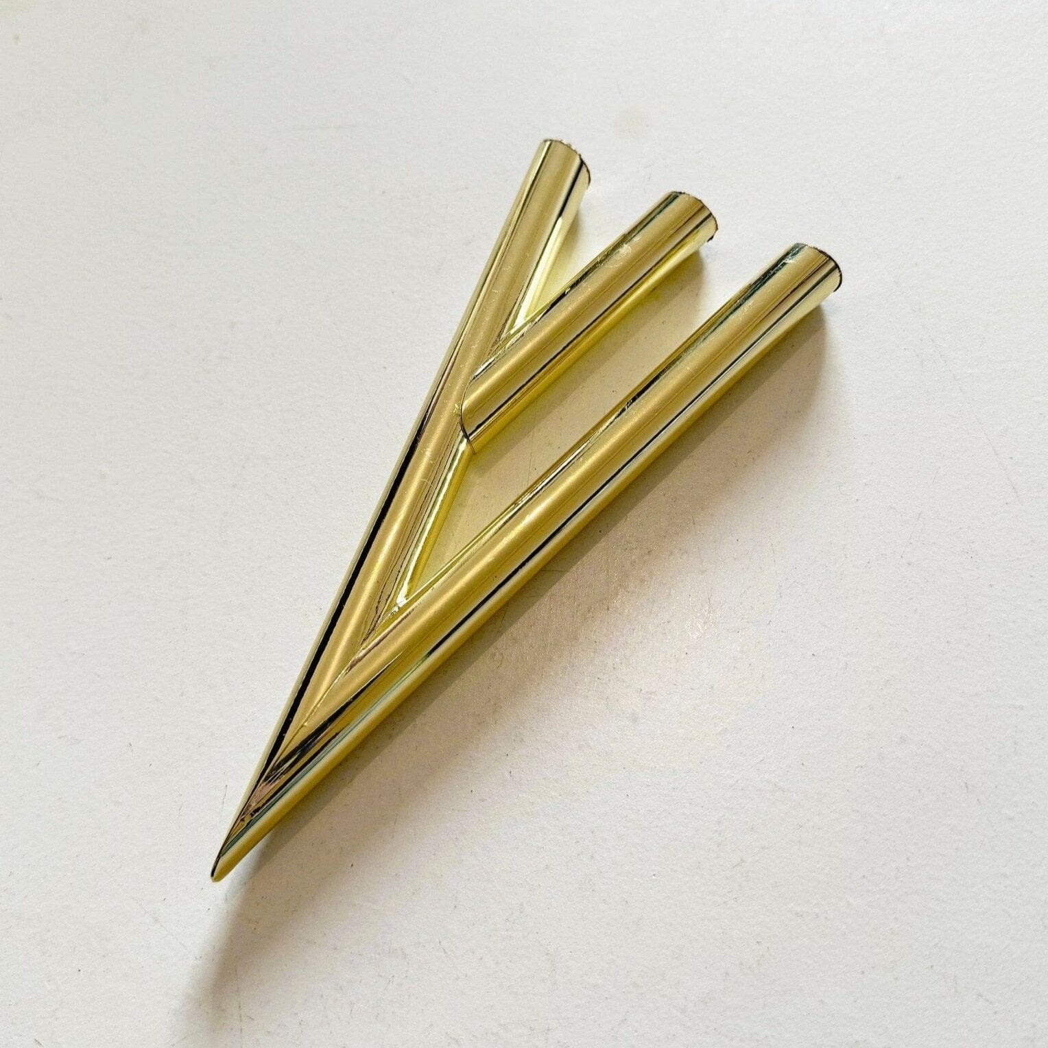 Handmade Geometric Shin Mezuzah Case - Gold、mySite、topwebapps