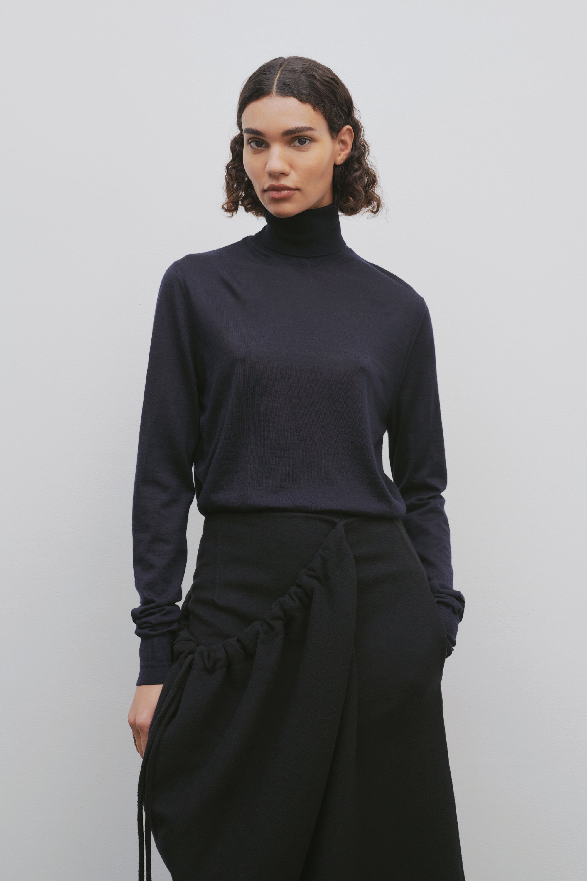 Eva Turtleneck in Cashmere、mySite、aoinhome