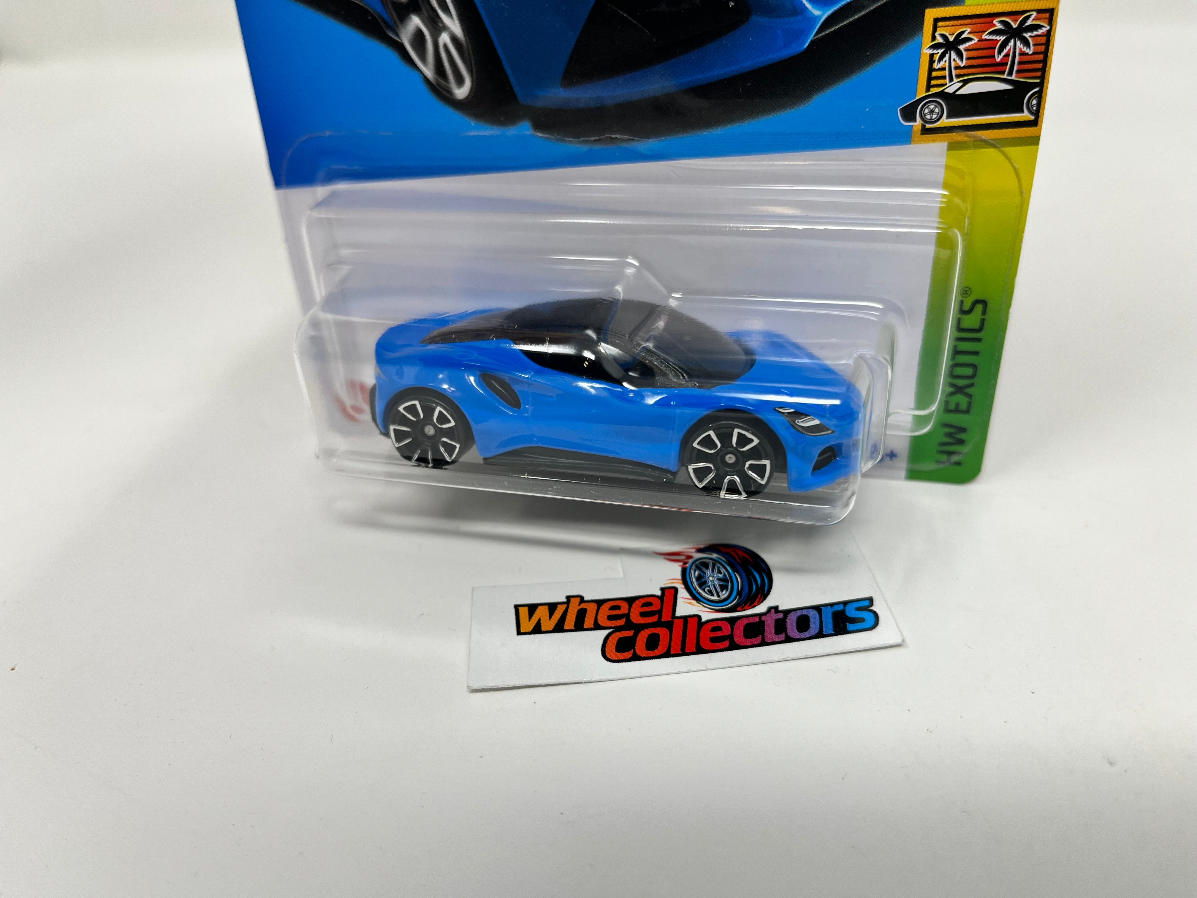 Lotus Emira #247 * Blue * 2022 Hot Wheels USA Card、mySite、hgirdovlk