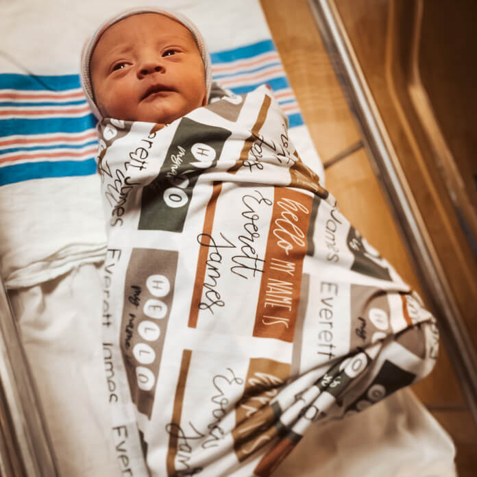  Hello My Name Is Personalized Swaddle Blanket NEUTRALS、mySite、layawaytickets