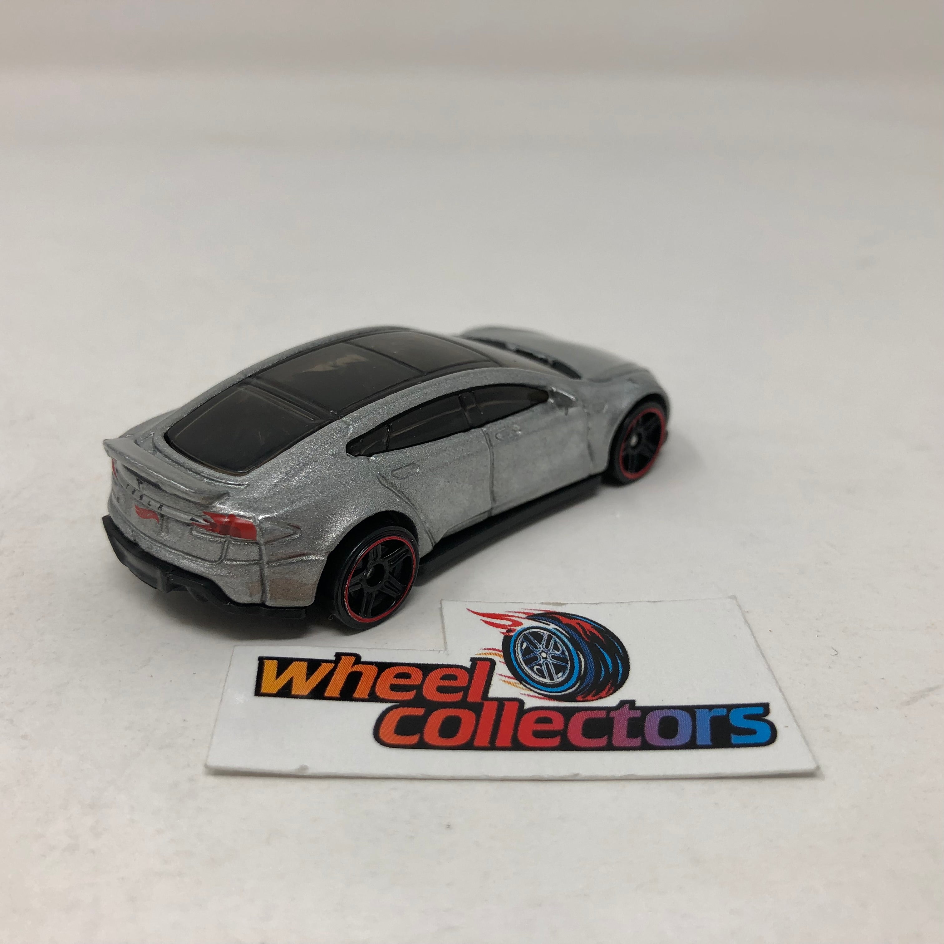Tesla Model S * Silver * Hot Wheels Loose 1:64 Scale、mySite、hgirdovlk
