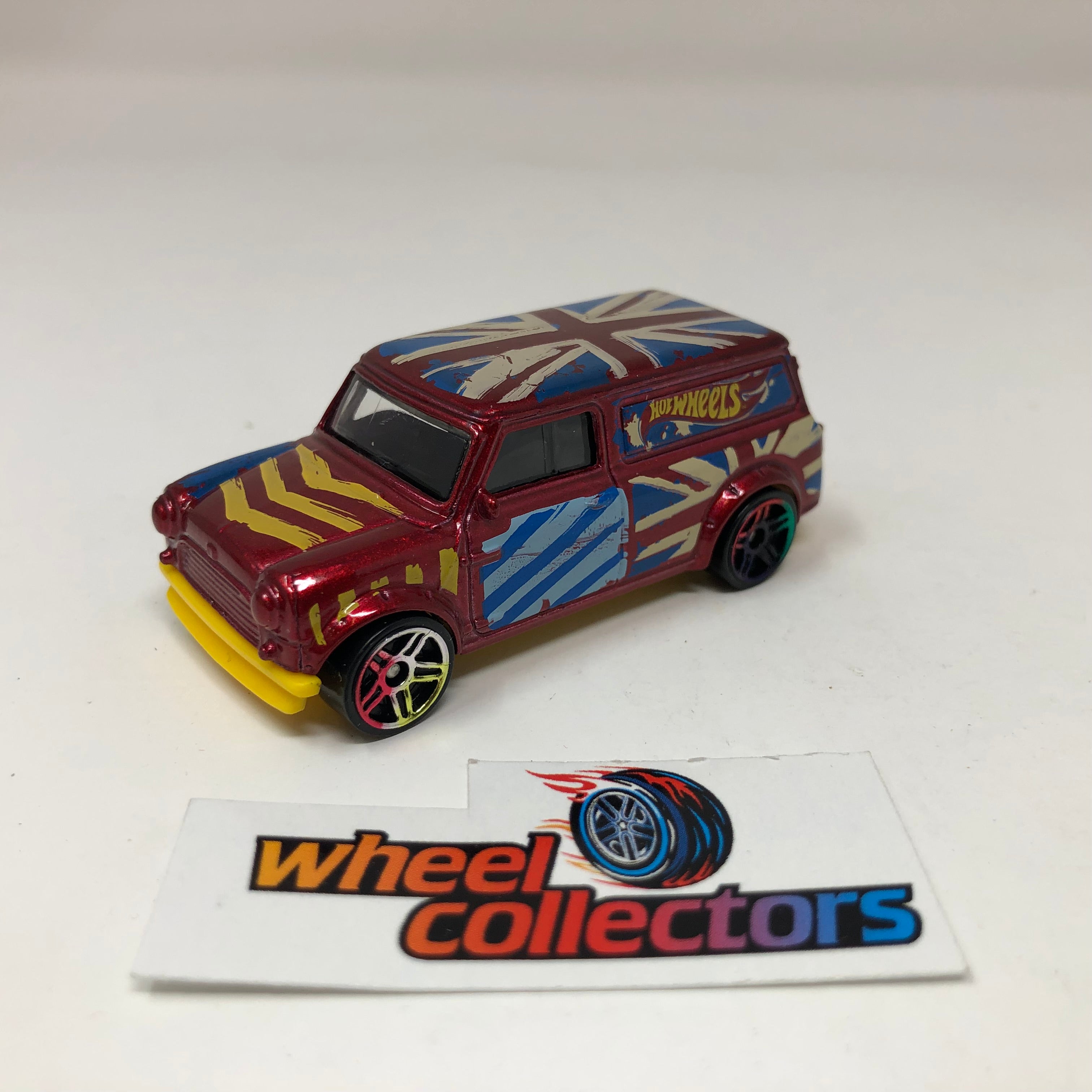 '67 Austin Mini Van * Burgandy * Hot Wheels Loose 1:64 Scale、mySite、hgirdovlk