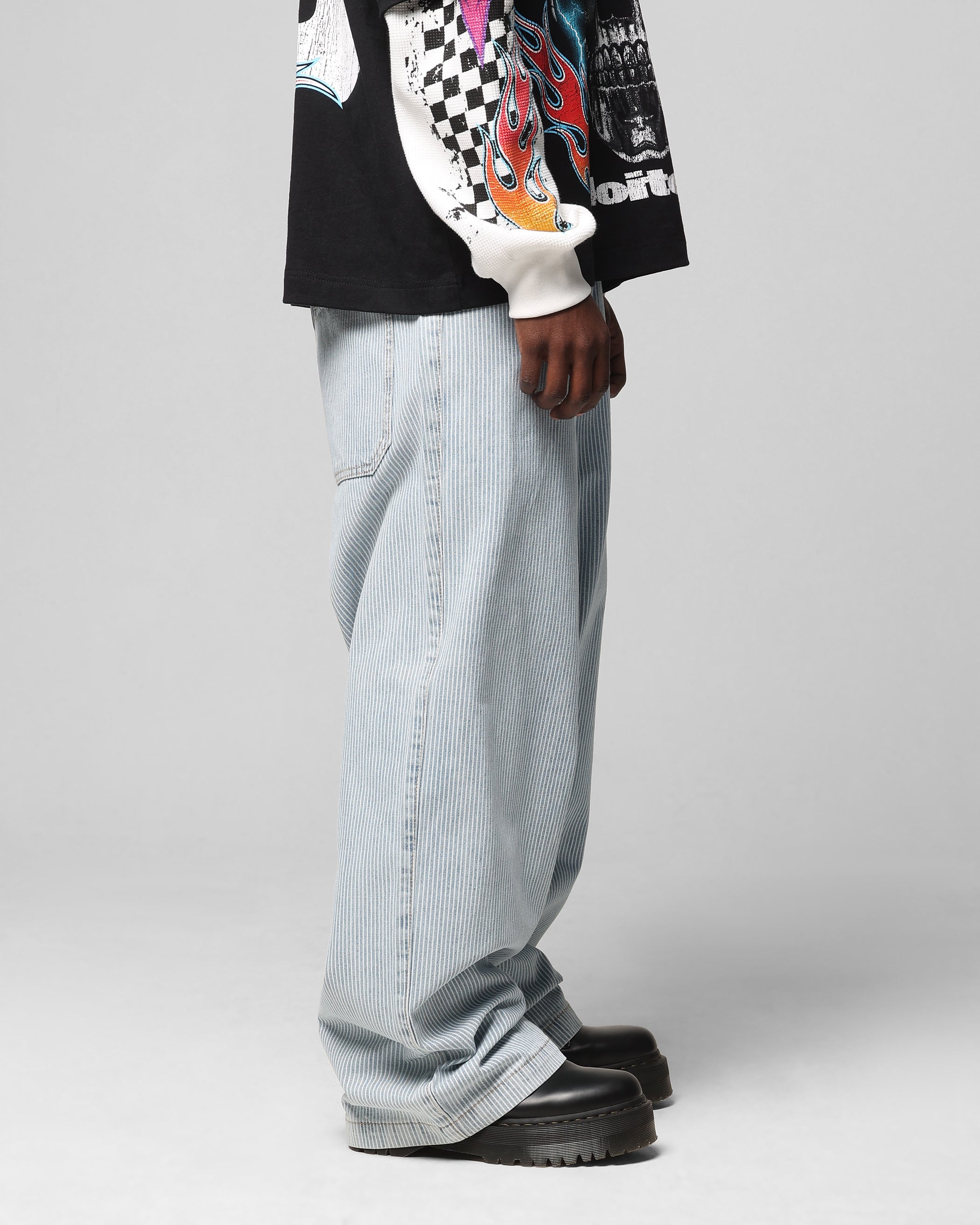 {product_title} - {shop_name}