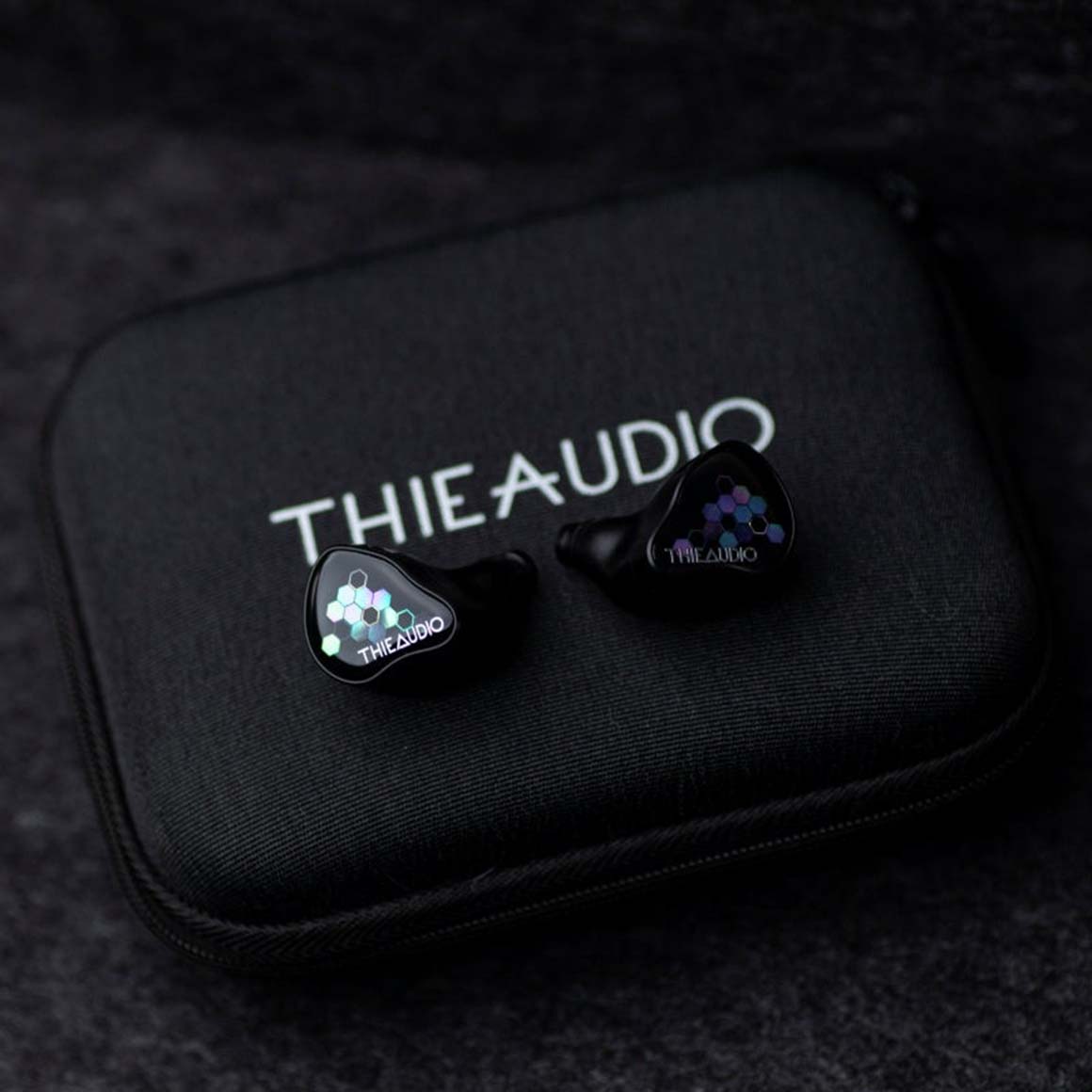  ThieAudio - Monarch MKIV、mySite、merchandisen