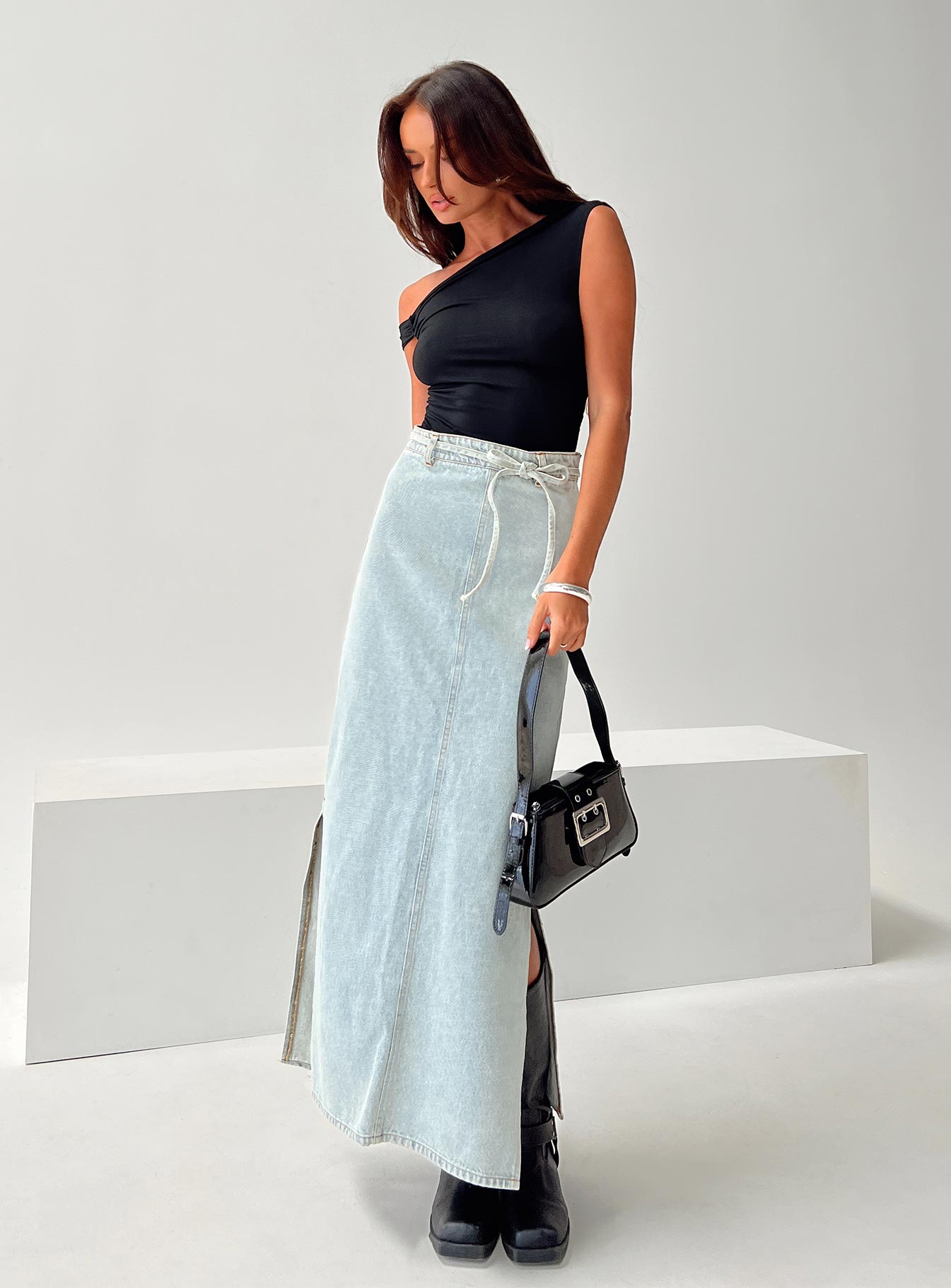 Brandee Tie Front Denim Maxi Skirt Light Wash、mySite、solidvoid