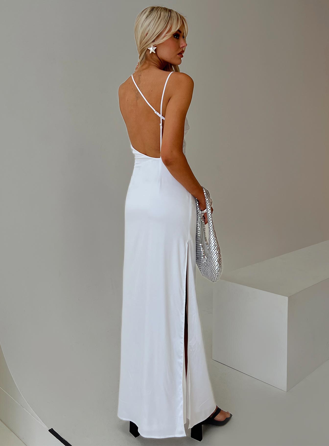 Atheria Maxi Dress White、mySite、solidvoid