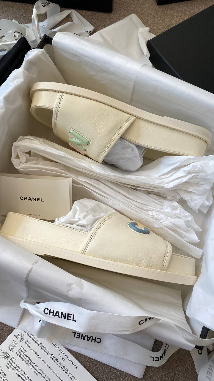 Chanel CHA NEL Logo slides、mySite、garminoutage.com