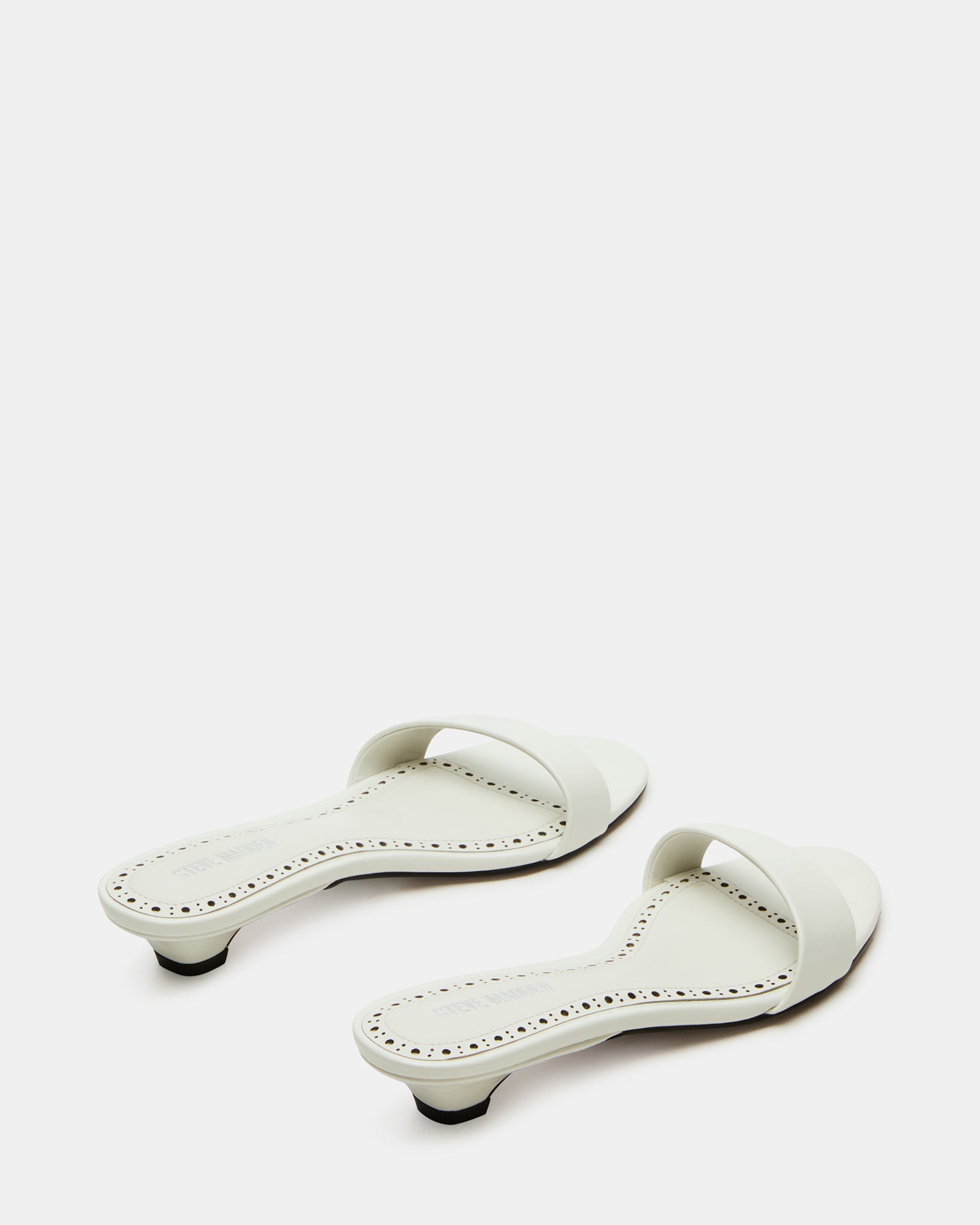 BERRY WHITE、mySite、gtrtttuynbv