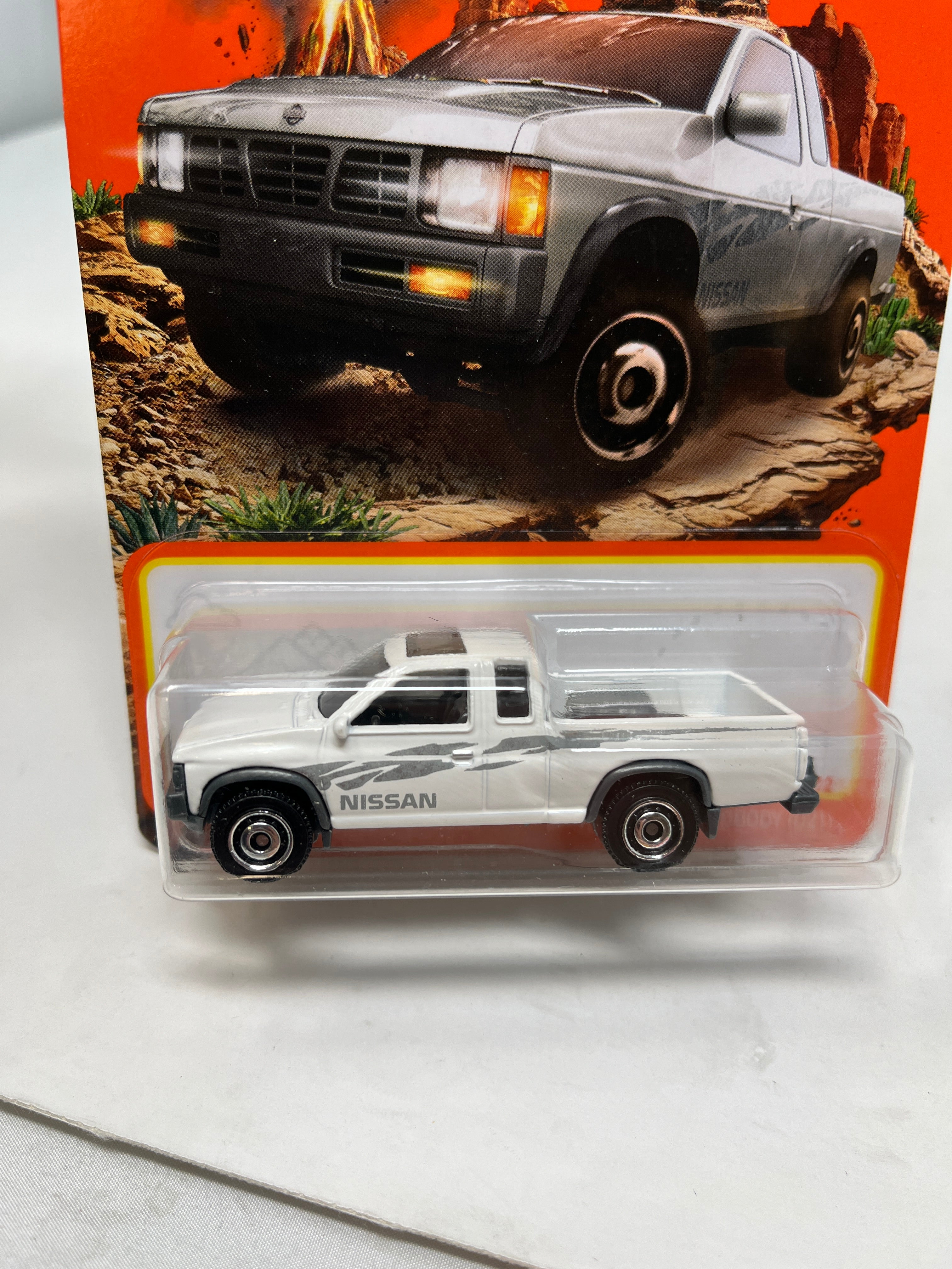 '95 Nissan Hardbody D21 * White * Matchbox Basic Series、mySite、hgirdovlk
