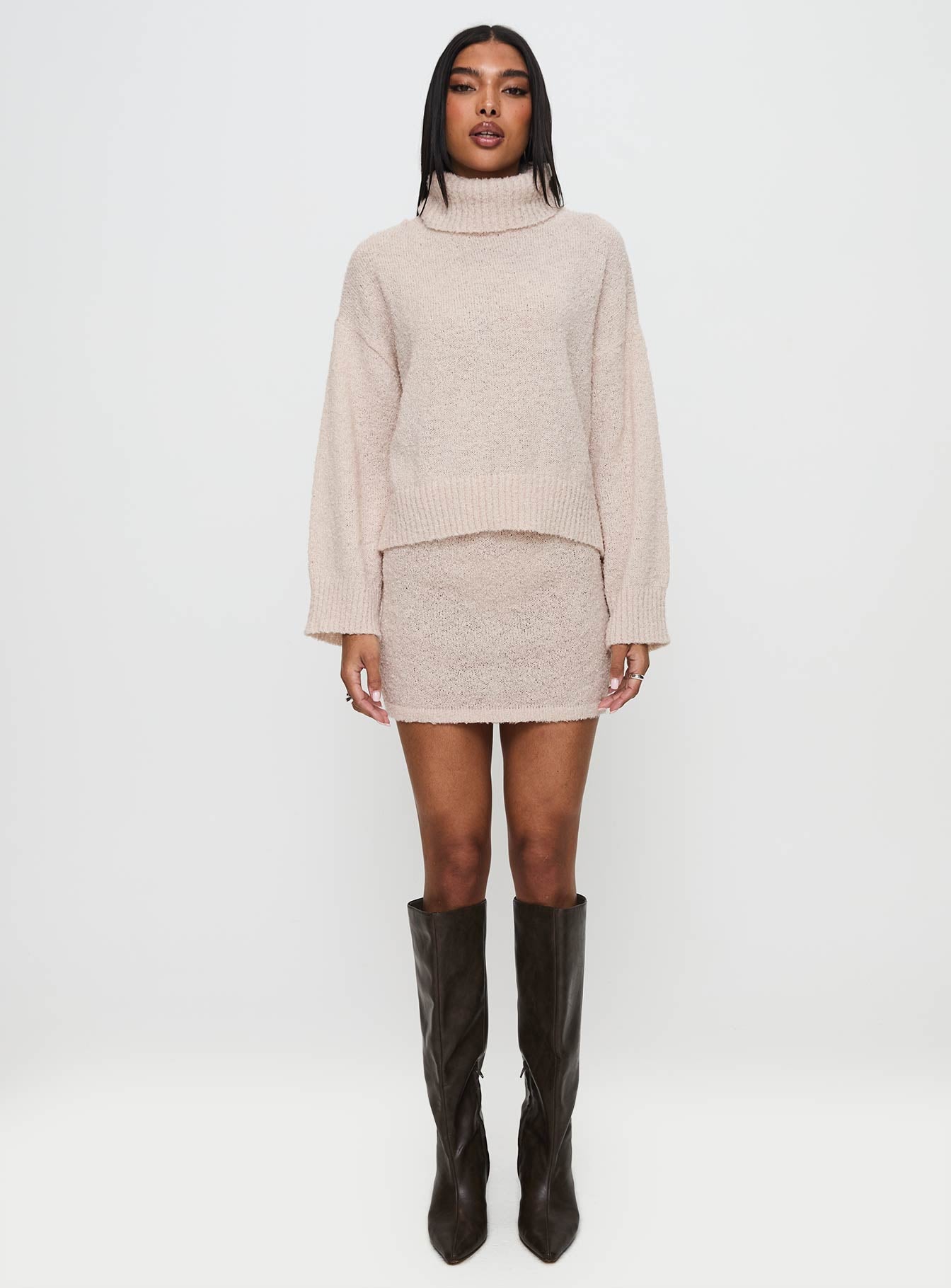 Isavella Set Beige、mySite、solidvoid