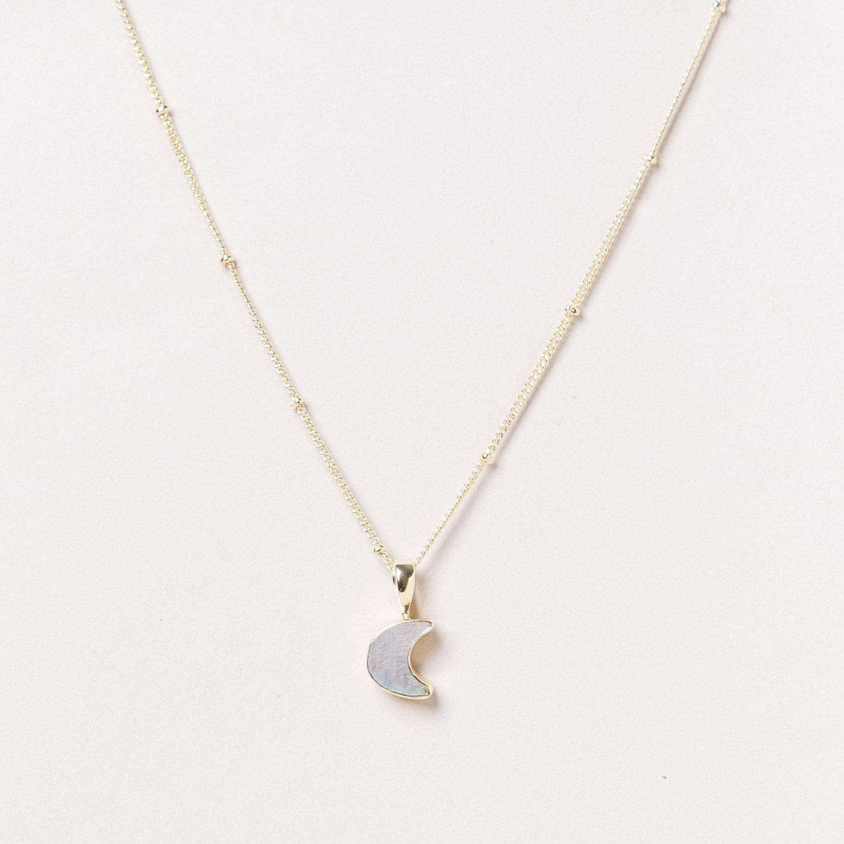 Crescent Moon Raw Gemstone Necklace、mySite、hinf8tx79