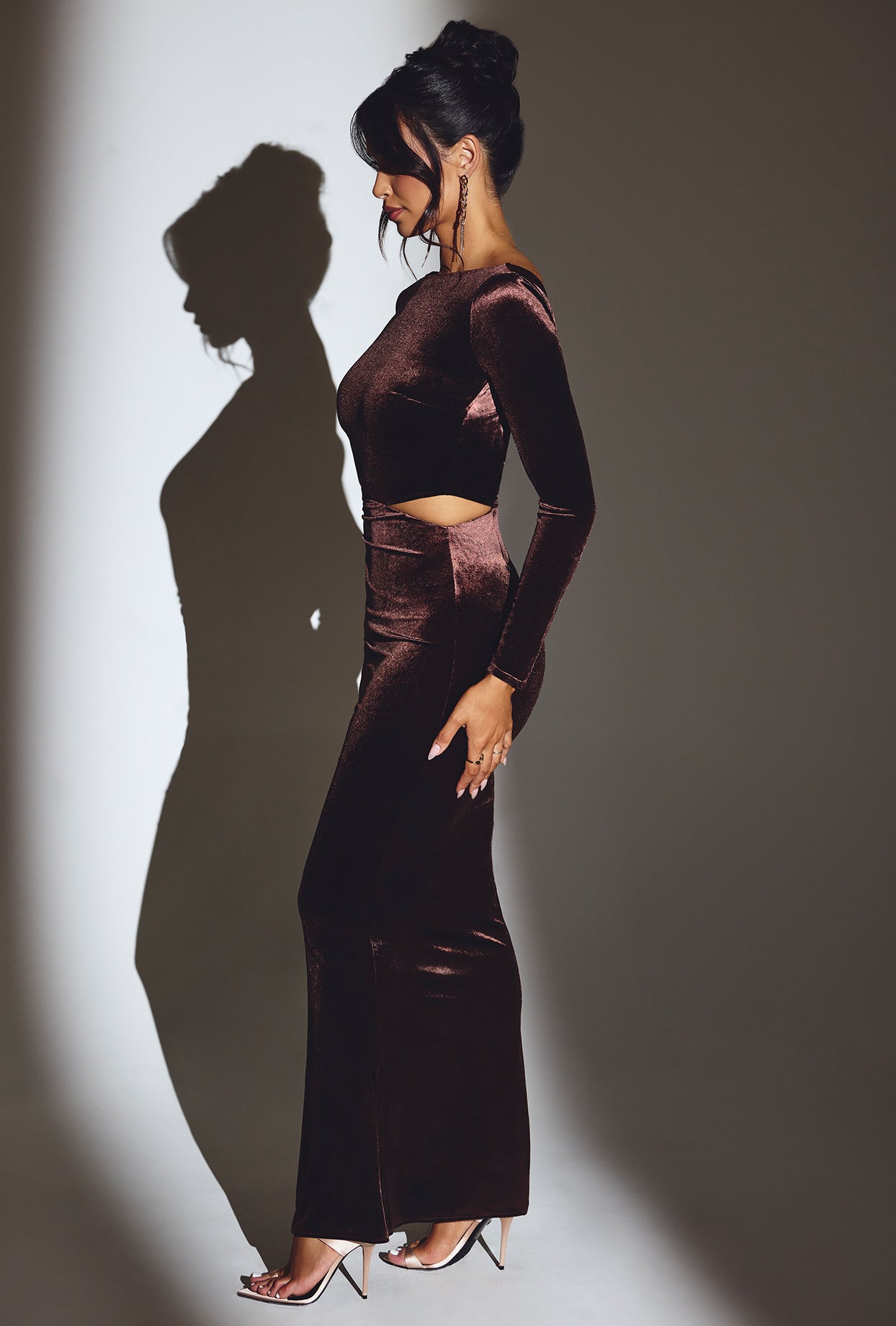 Velvet Long Sleeve Maxi Dress in Chocolate Brown、mySite、solidvoid