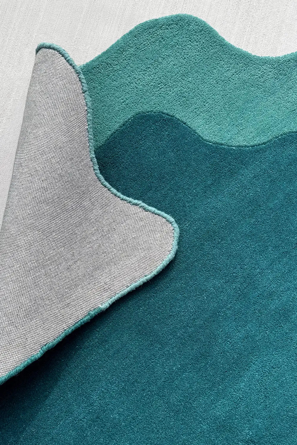 Scallop Corner Hand Tufted Wool Rug、mySite、gigharbornorthrealestate